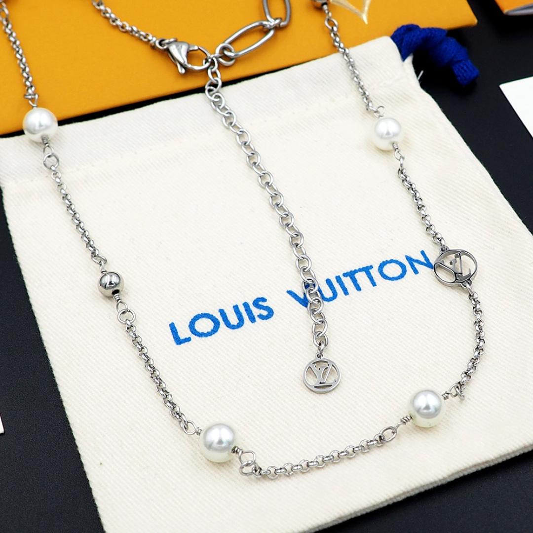 Louis Vuitton LV Mix Chains Necklace   M02516 - FashionPlug