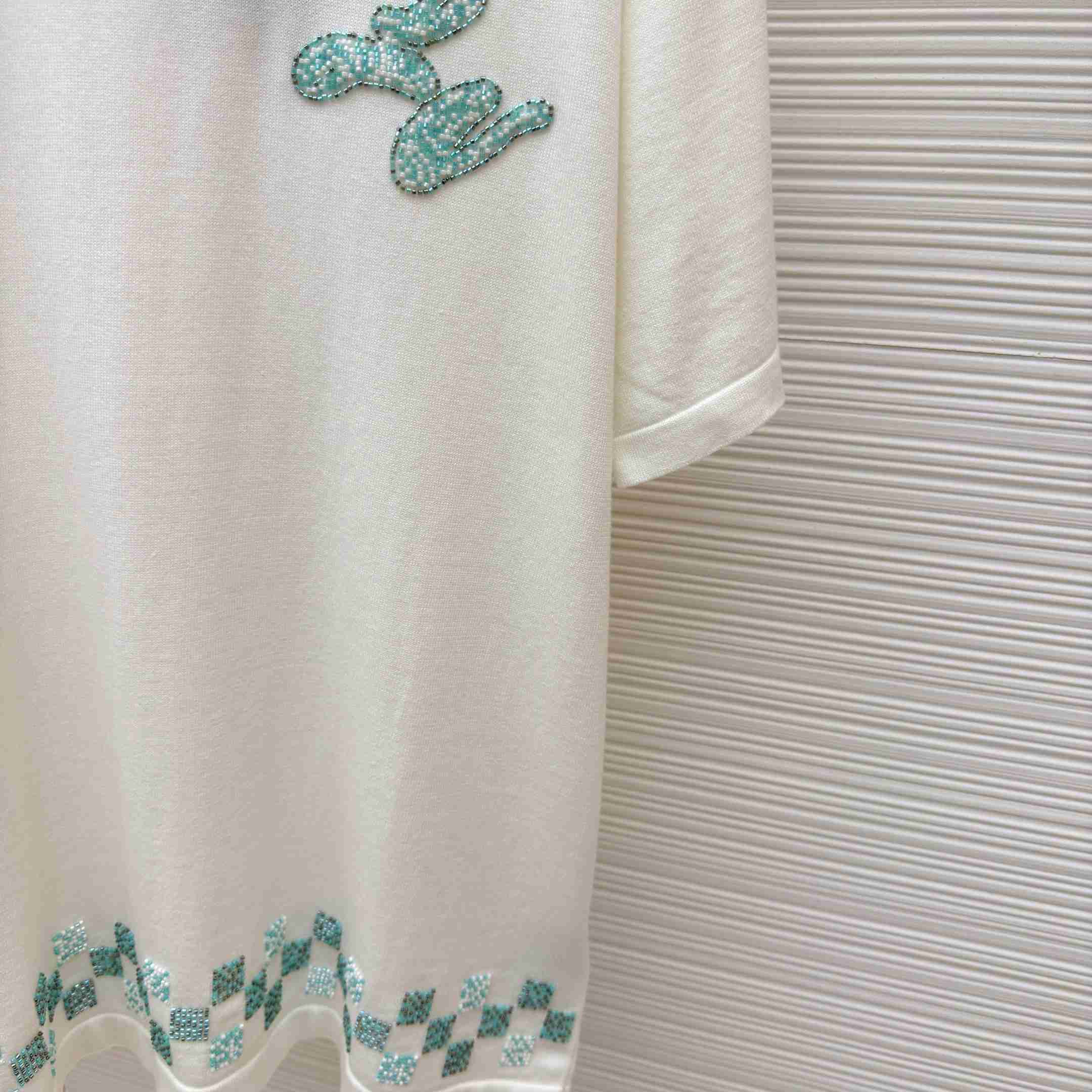 Louis Vuitton Embellished Short-Sleeved Crewneck 1AHVO9 - FashionPlug