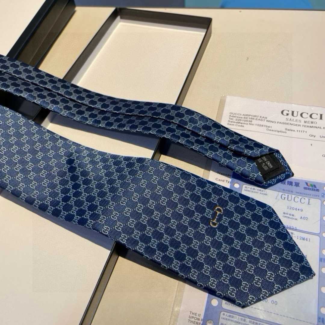 Gucci GG Silk Jacquard Tie - FashionPlug