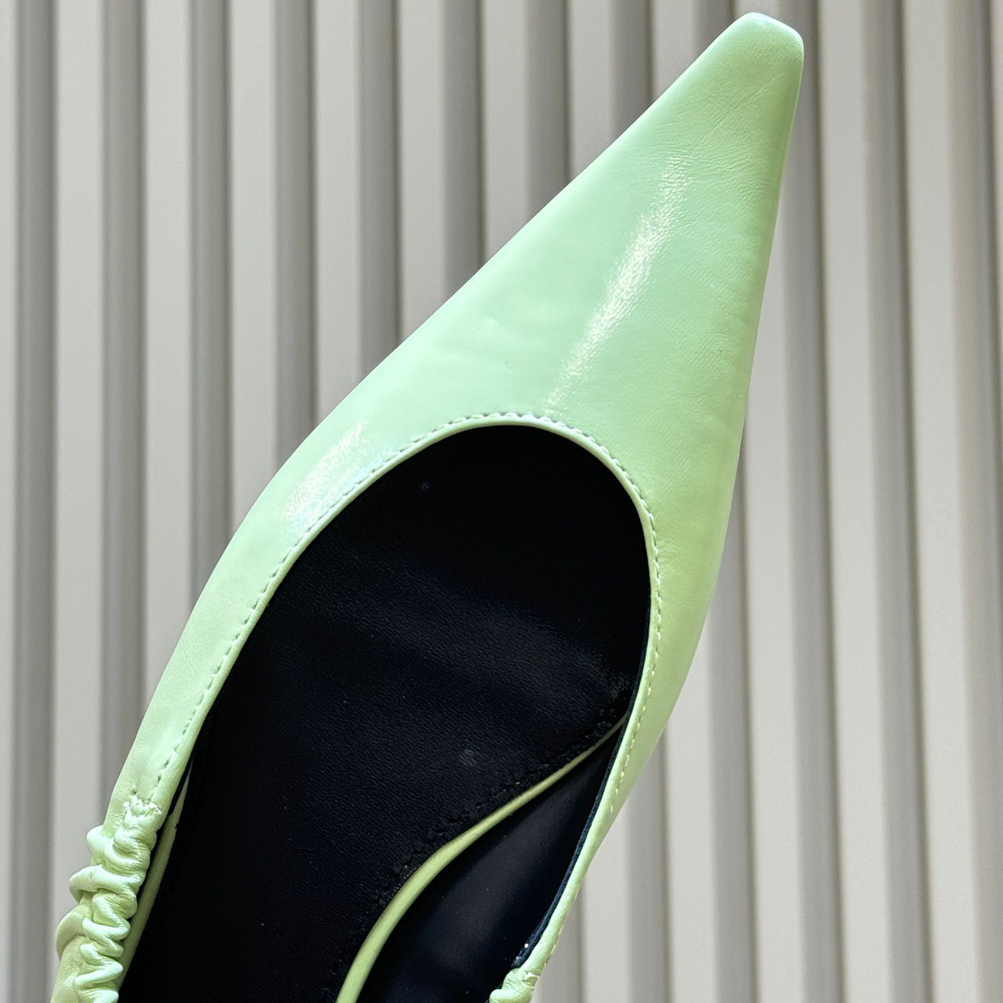 Saint Laurent ANNE-MARIE Slingback Pumps In Smooth Leather - FashionPlug