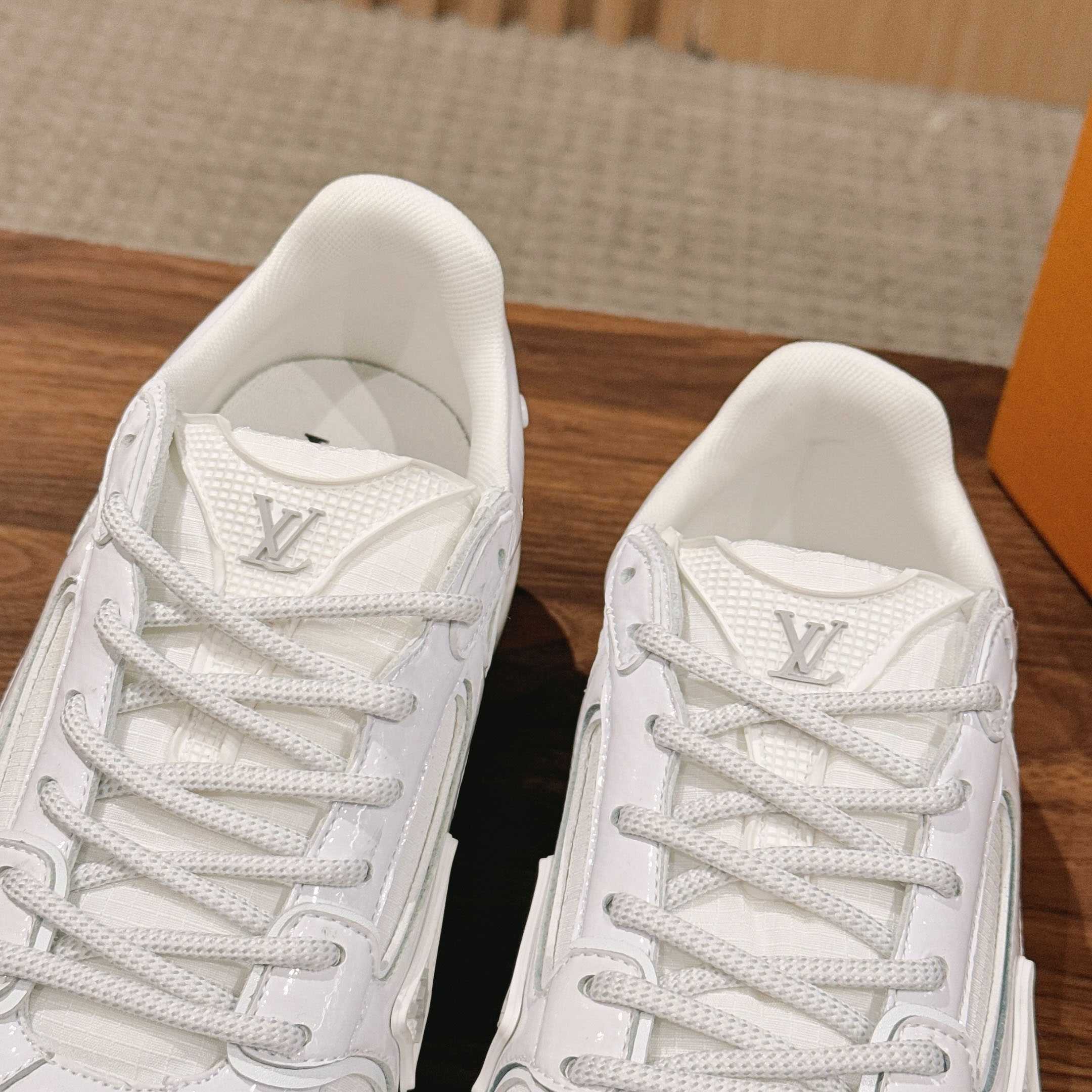 Louis Vuitton LV Olympia Sneaker 1AJP26 - FashionPlug