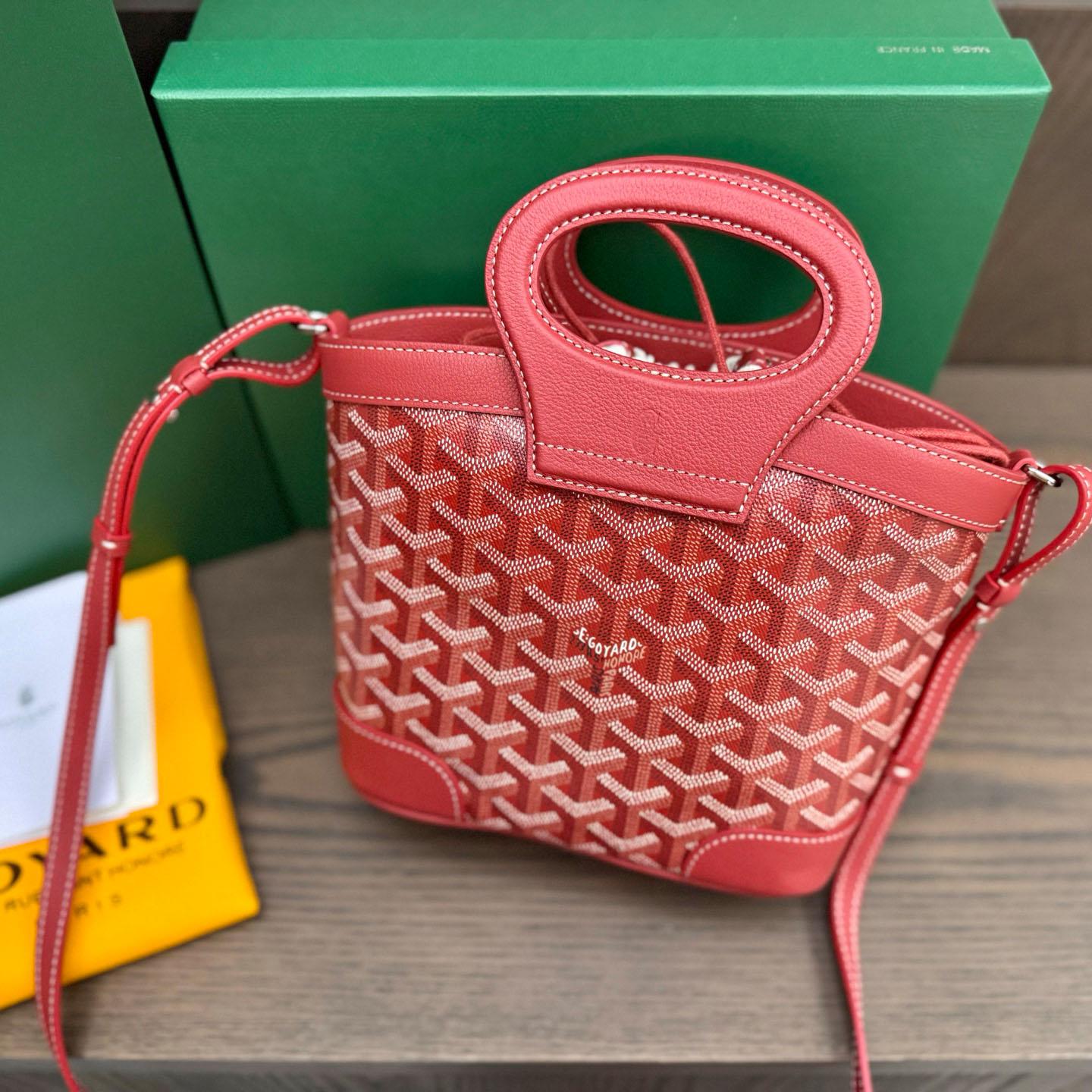 Goyard Beluga Mini Bag - FashionPlug