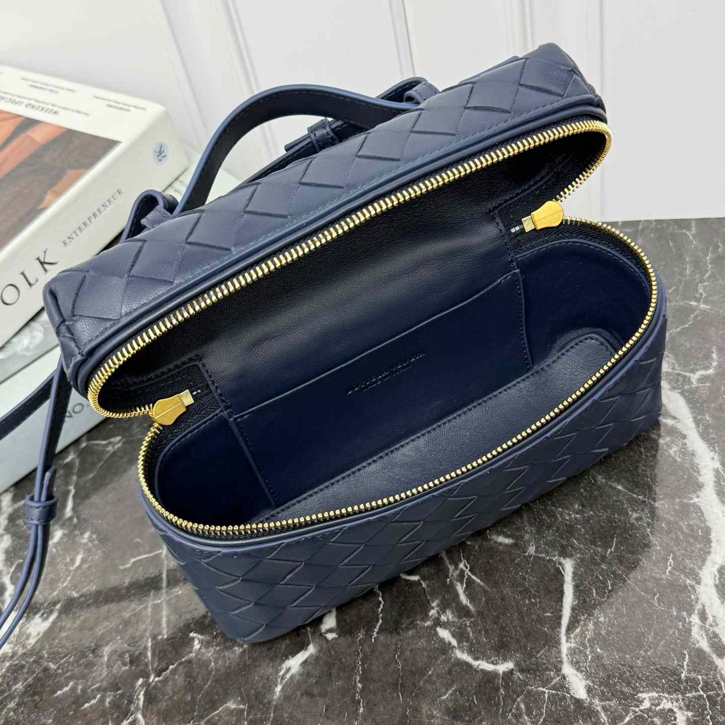 Bottega Veneta Bang Bang - FashionPlug