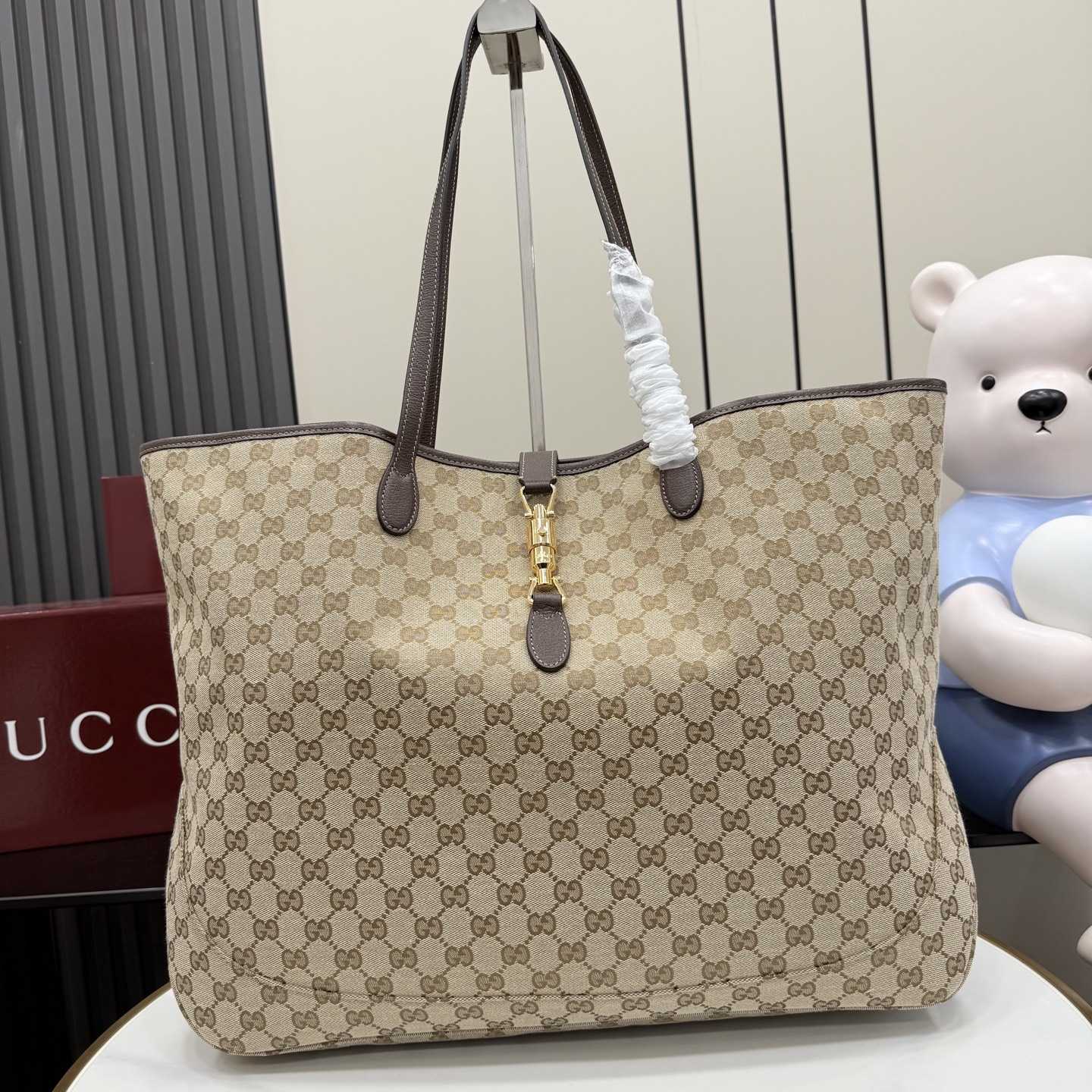 Gucci Jackie Large Tote Bag  - FashionPlug