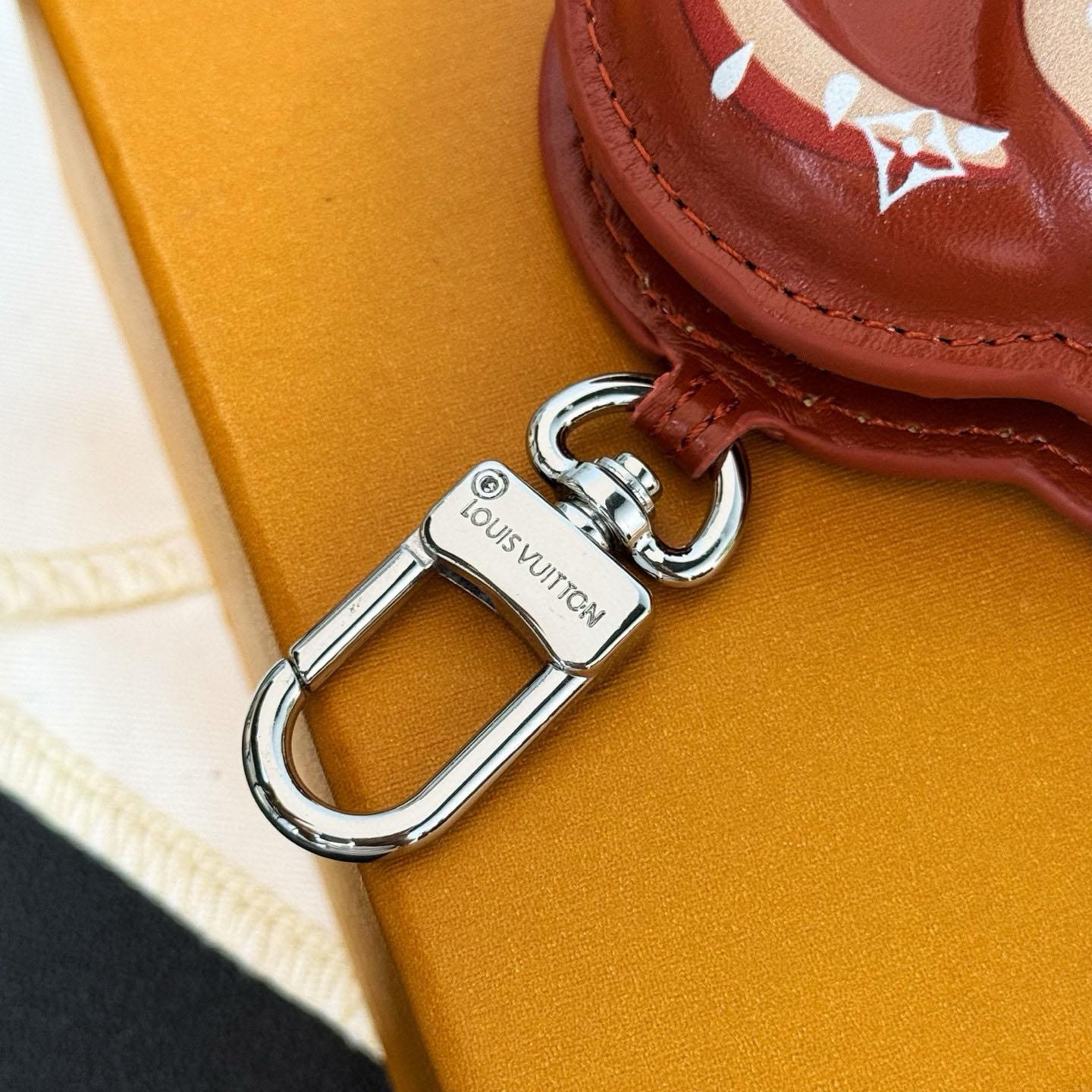 Louis Vuitton LV Bretzel Bag Charm M03295 - FashionPlug
