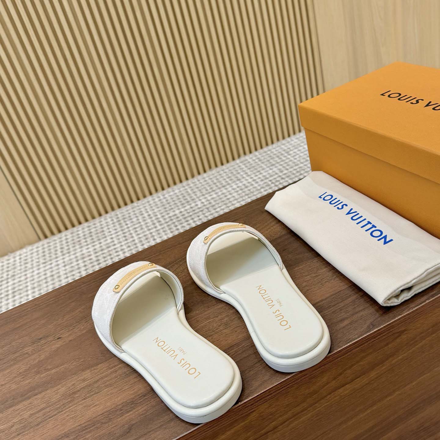 Louis Vuitton Lily Flat Mule   1AJPML - FashionPlug