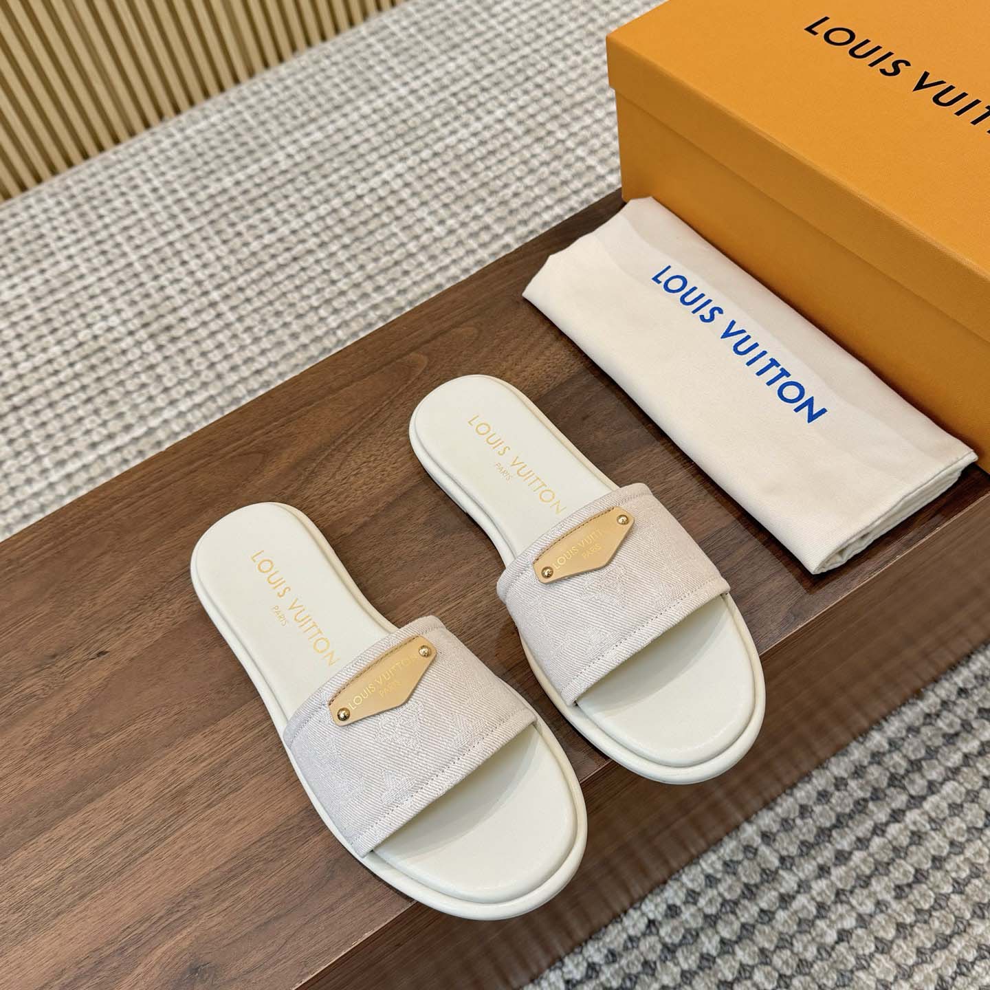 Louis Vuitton Lily Flat Mule   1AJPML - FashionPlug