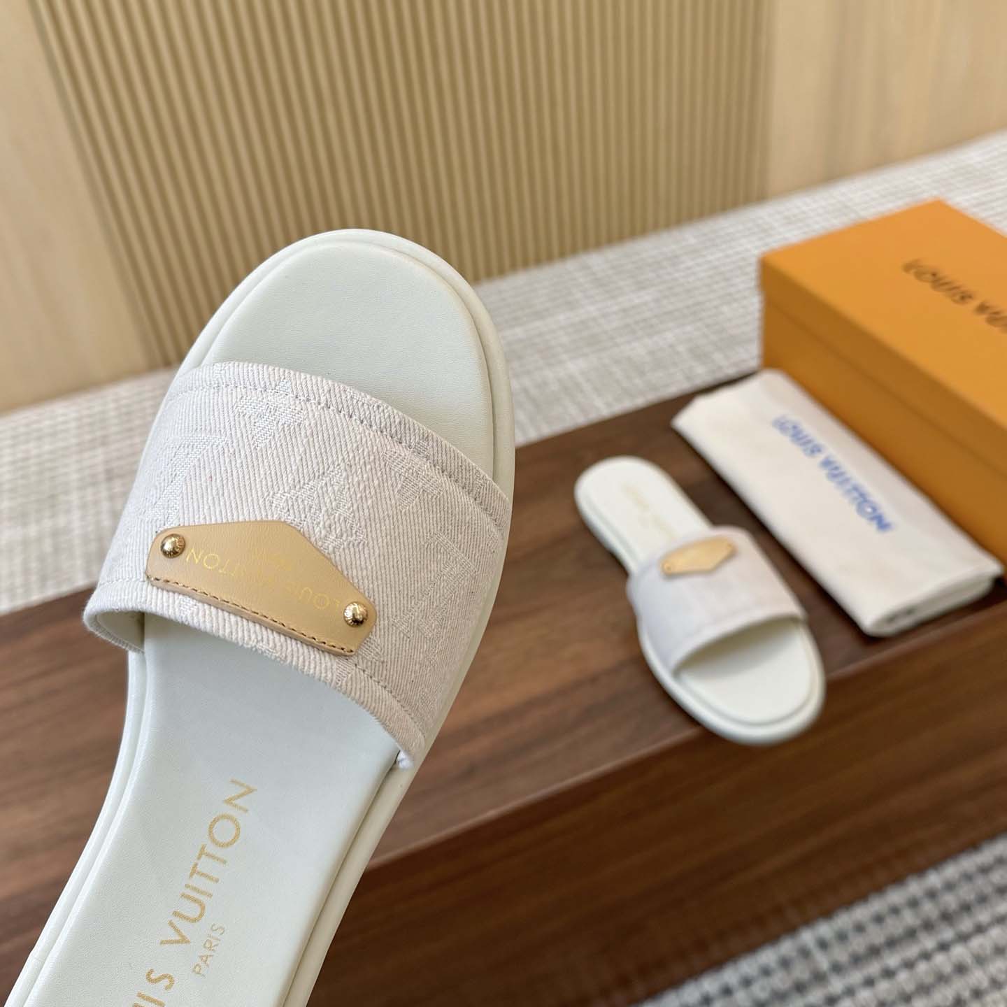 Louis Vuitton Lily Flat Mule   1AJPML - FashionPlug