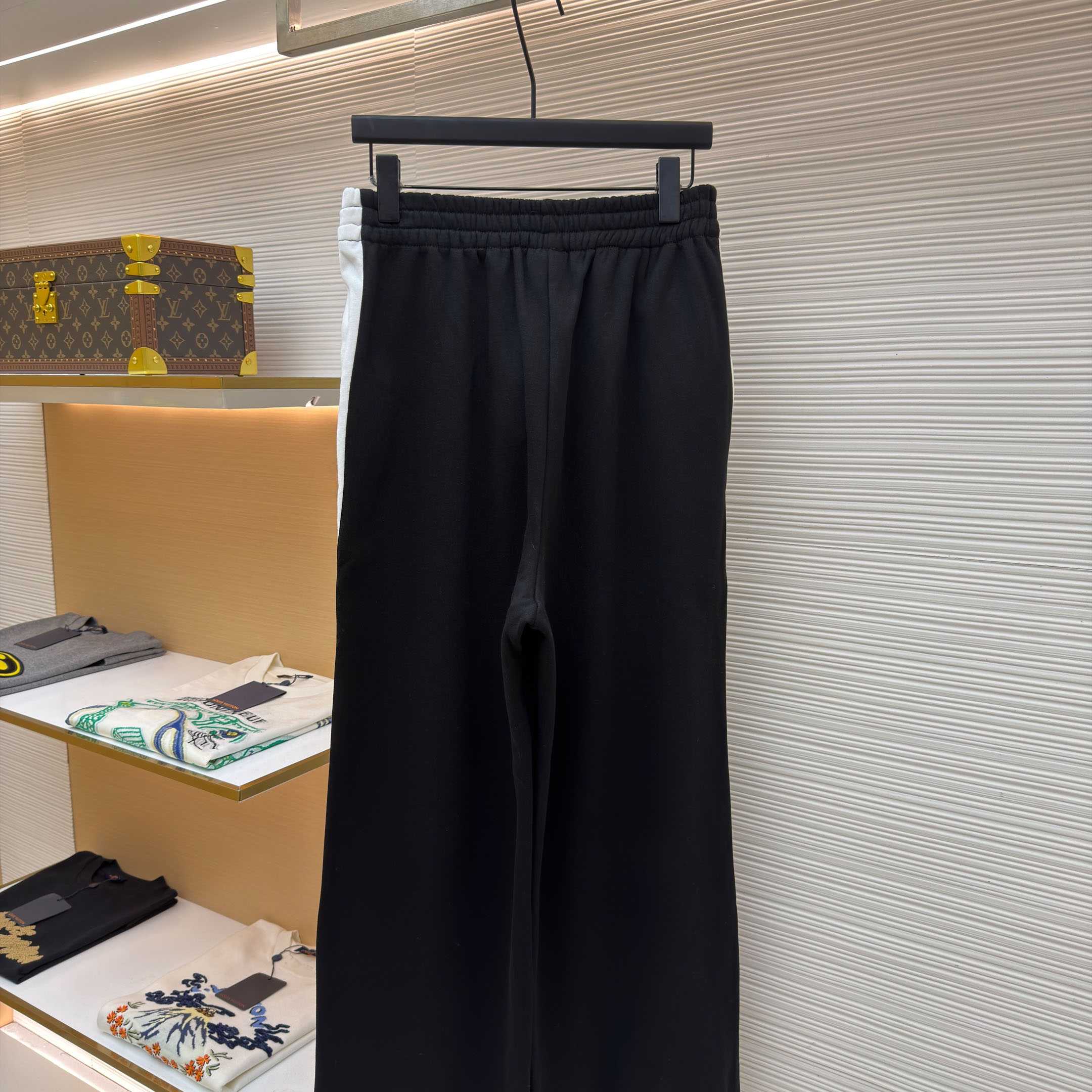 Balenciaga | Nba Collaboration Oversized Sweatpants In Black/White - FashionPlug