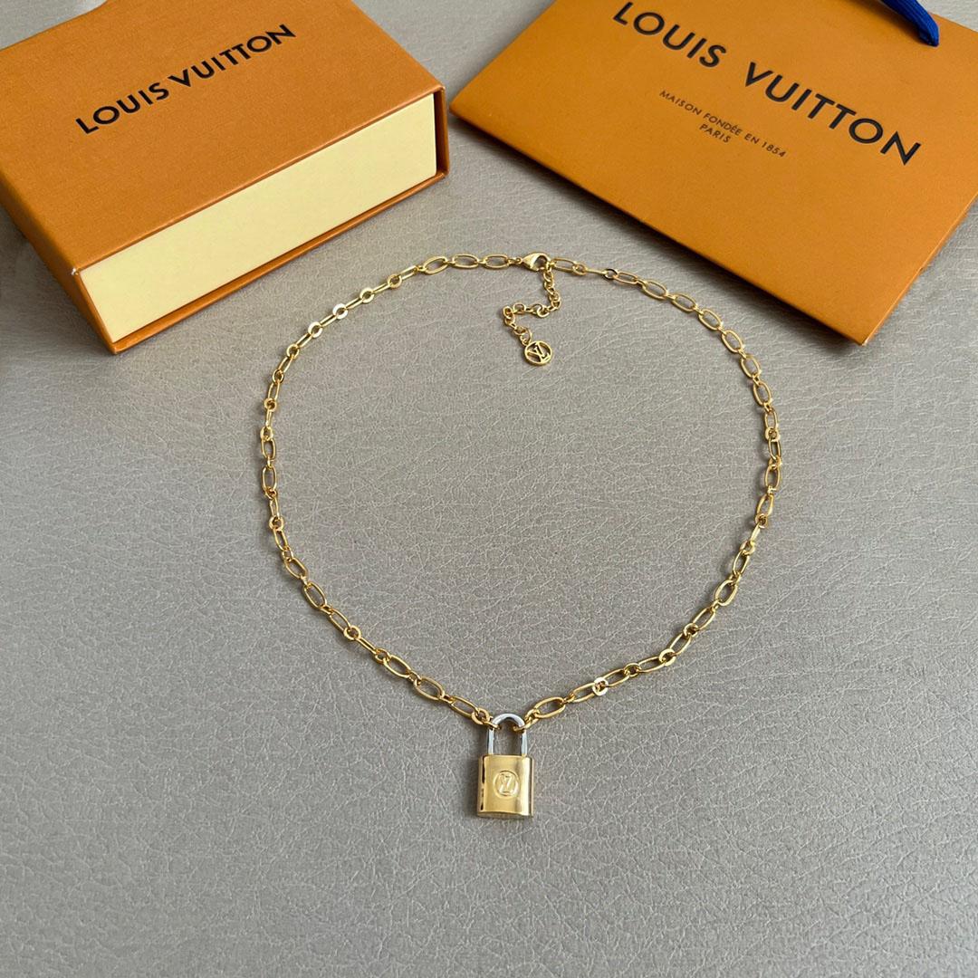 Louis Vuitton Silver Lockit Exclusive Gold Edition Pendant, Yellow Gold Q03918 - FashionPlug