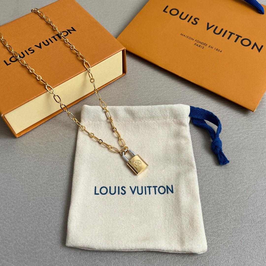 Louis Vuitton Silver Lockit Exclusive Gold Edition Pendant, Yellow Gold Q03918 - FashionPlug
