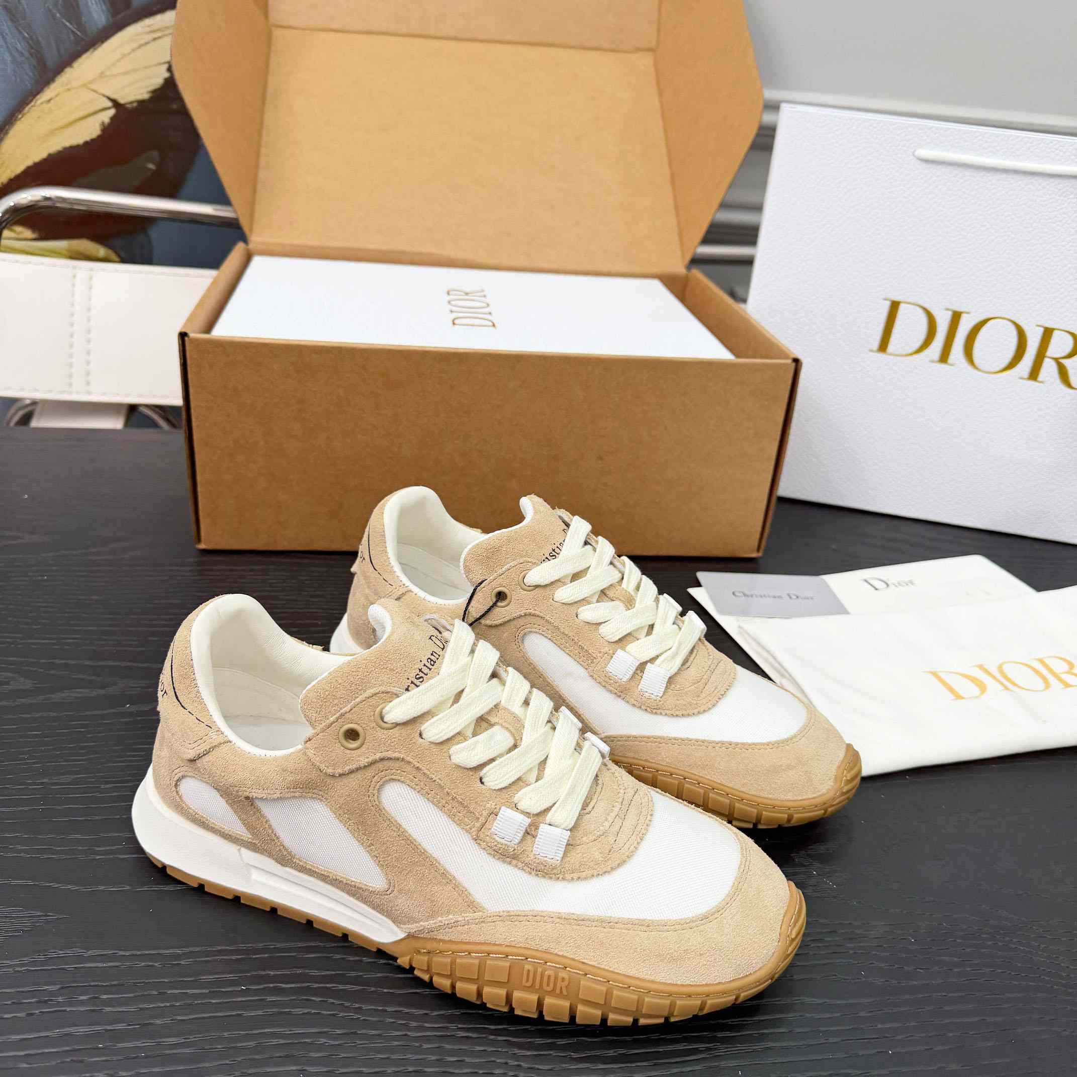 Dior Tech Sneaker - FashionPlug