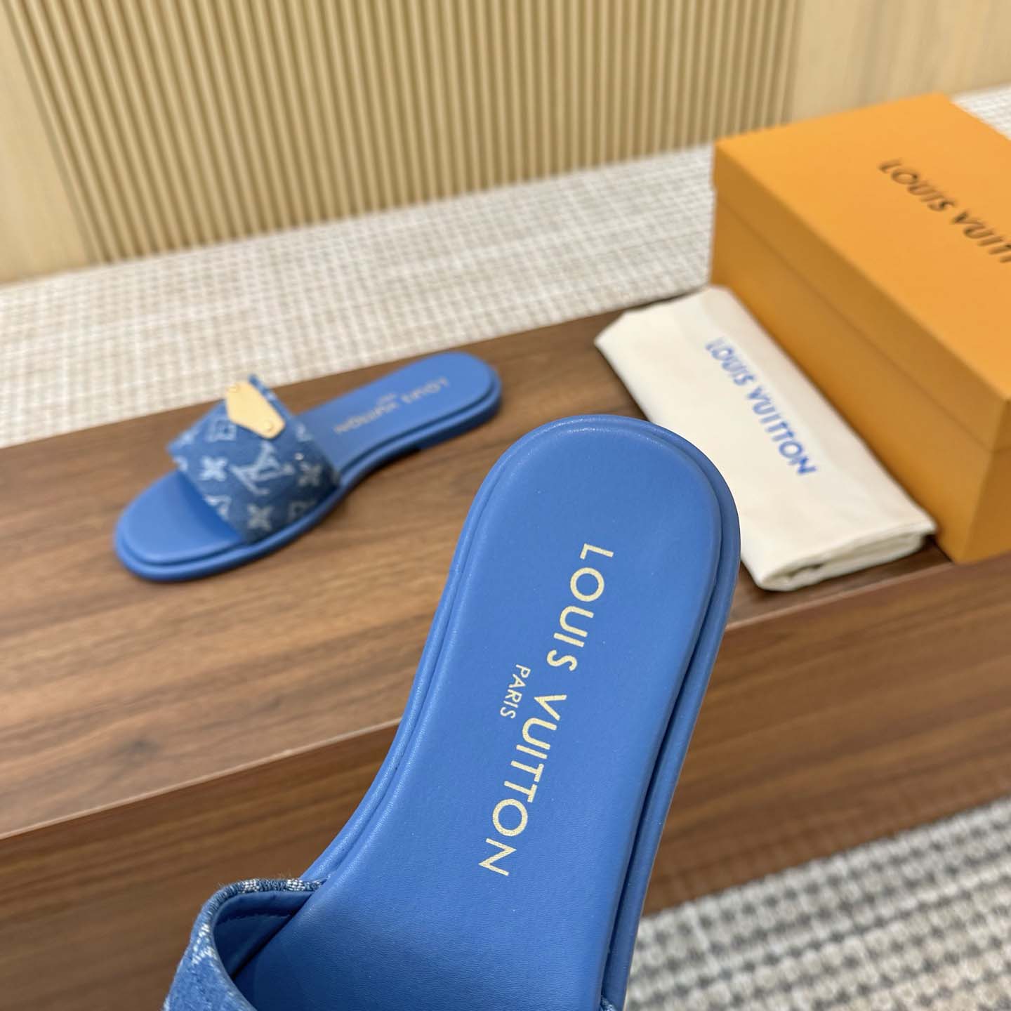 Louis Vuitton Lily Flat Mule   1AGX76 - FashionPlug