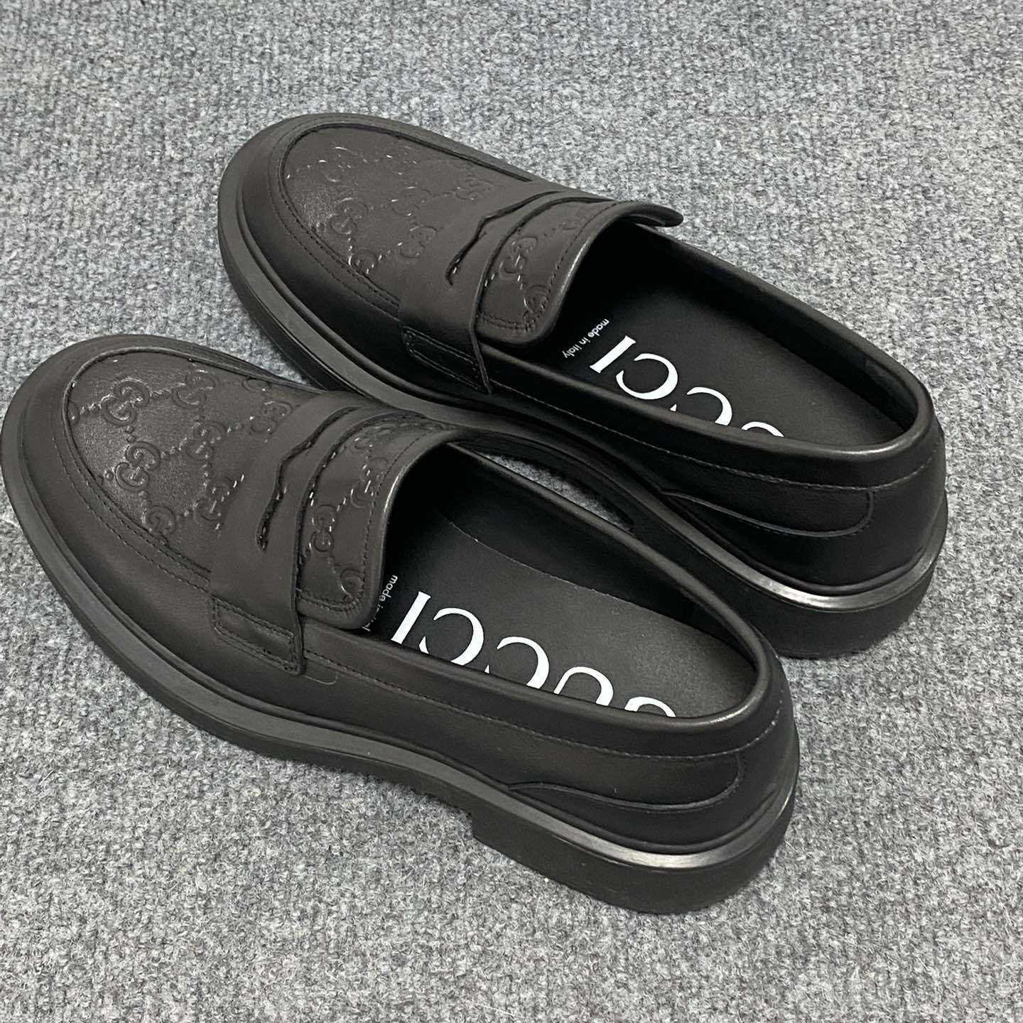 Gucci  Enki GG Leather Platform Loafers - FashionPlug