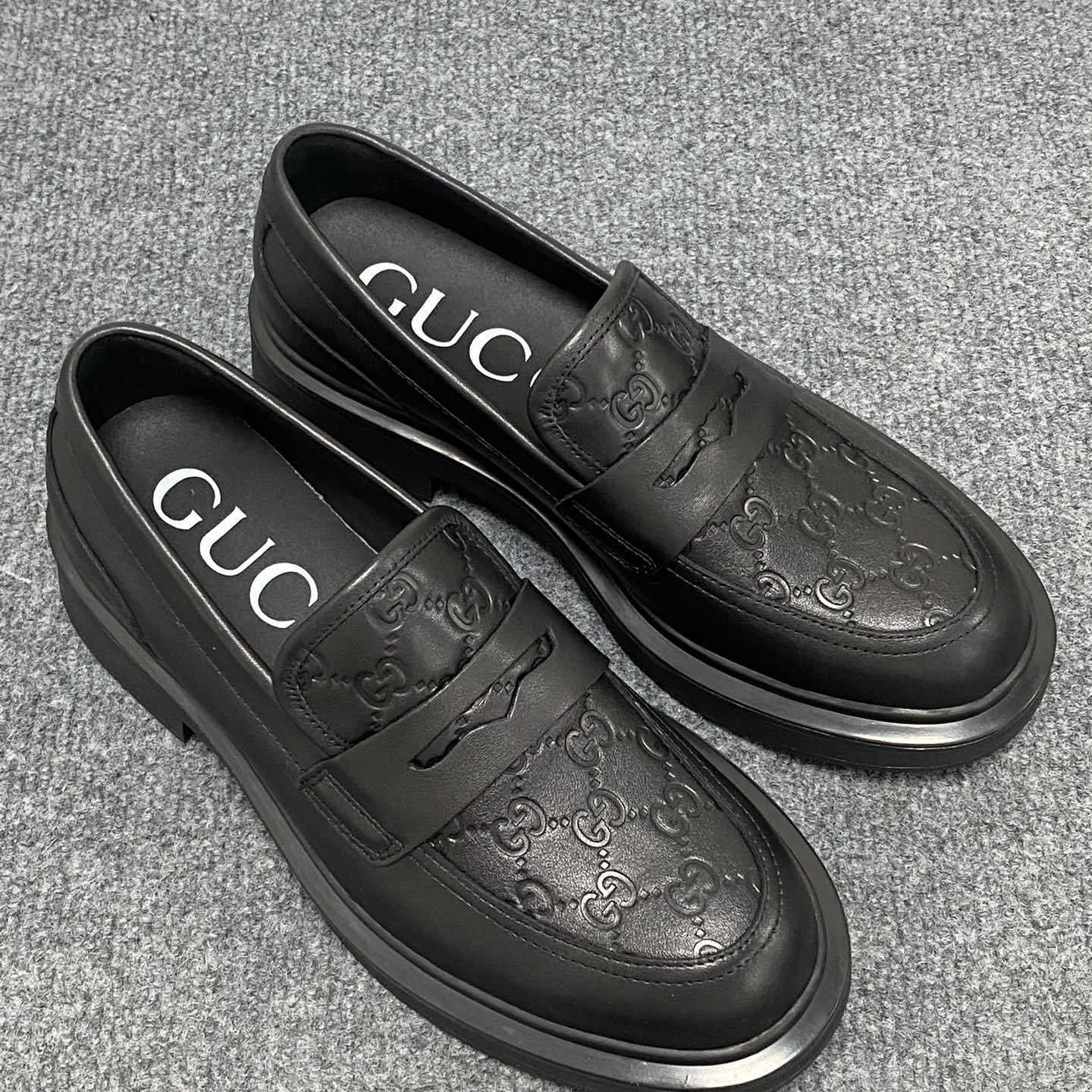 Gucci  Enki GG Leather Platform Loafers - FashionPlug