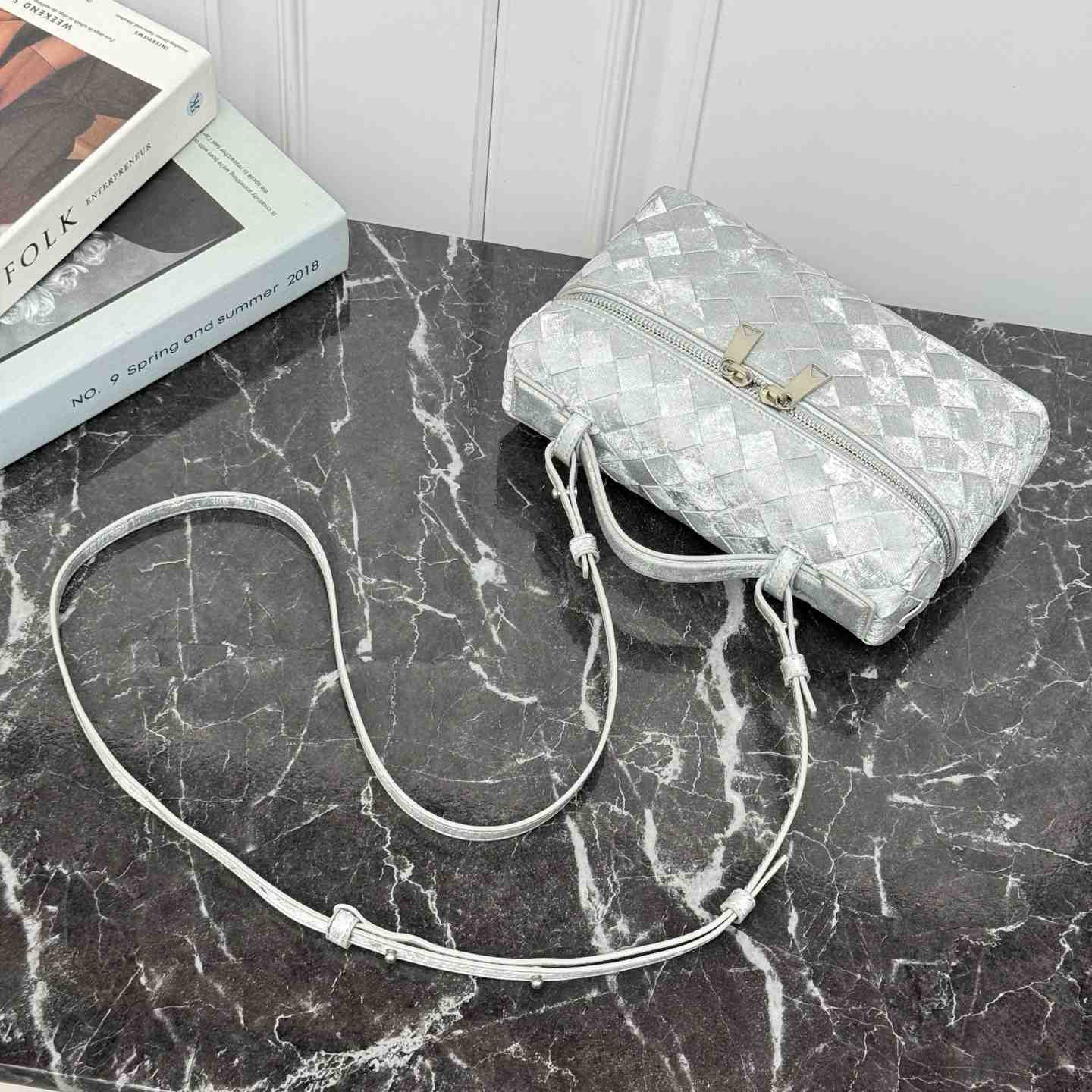 Bottega Veneta Bang Bang - FashionPlug