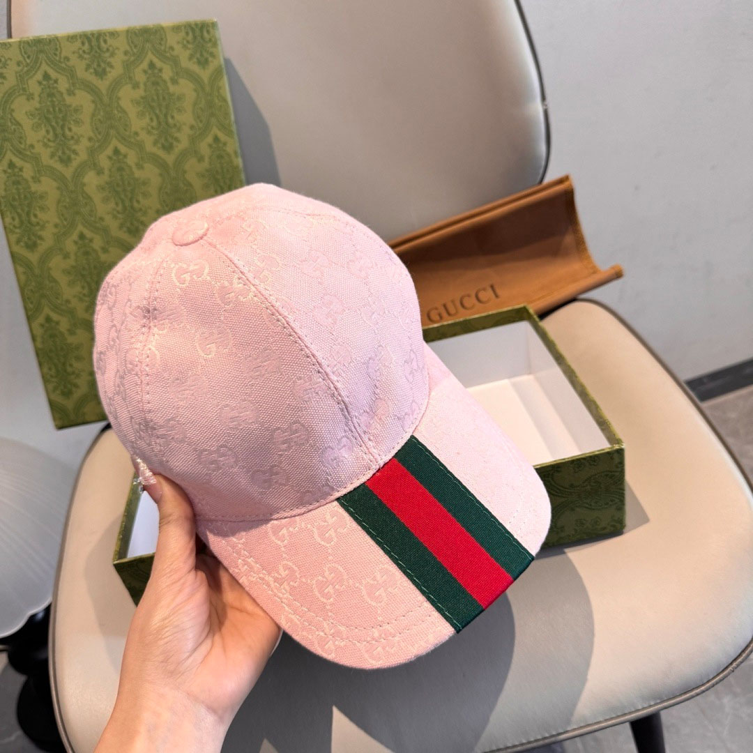 Gucci GG Canvas Baseball Hat - FashionPlug