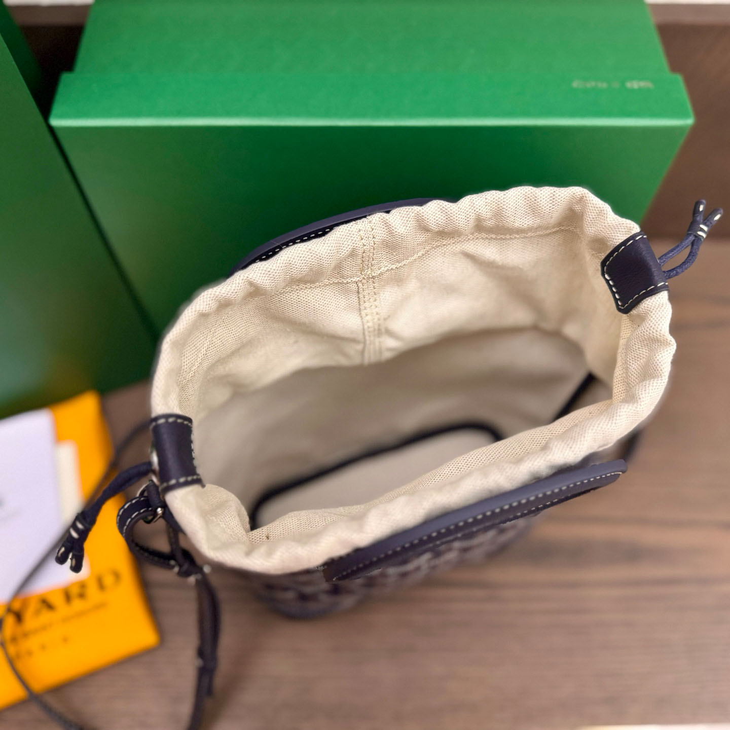 Goyard Beluga Mini Bag - FashionPlug