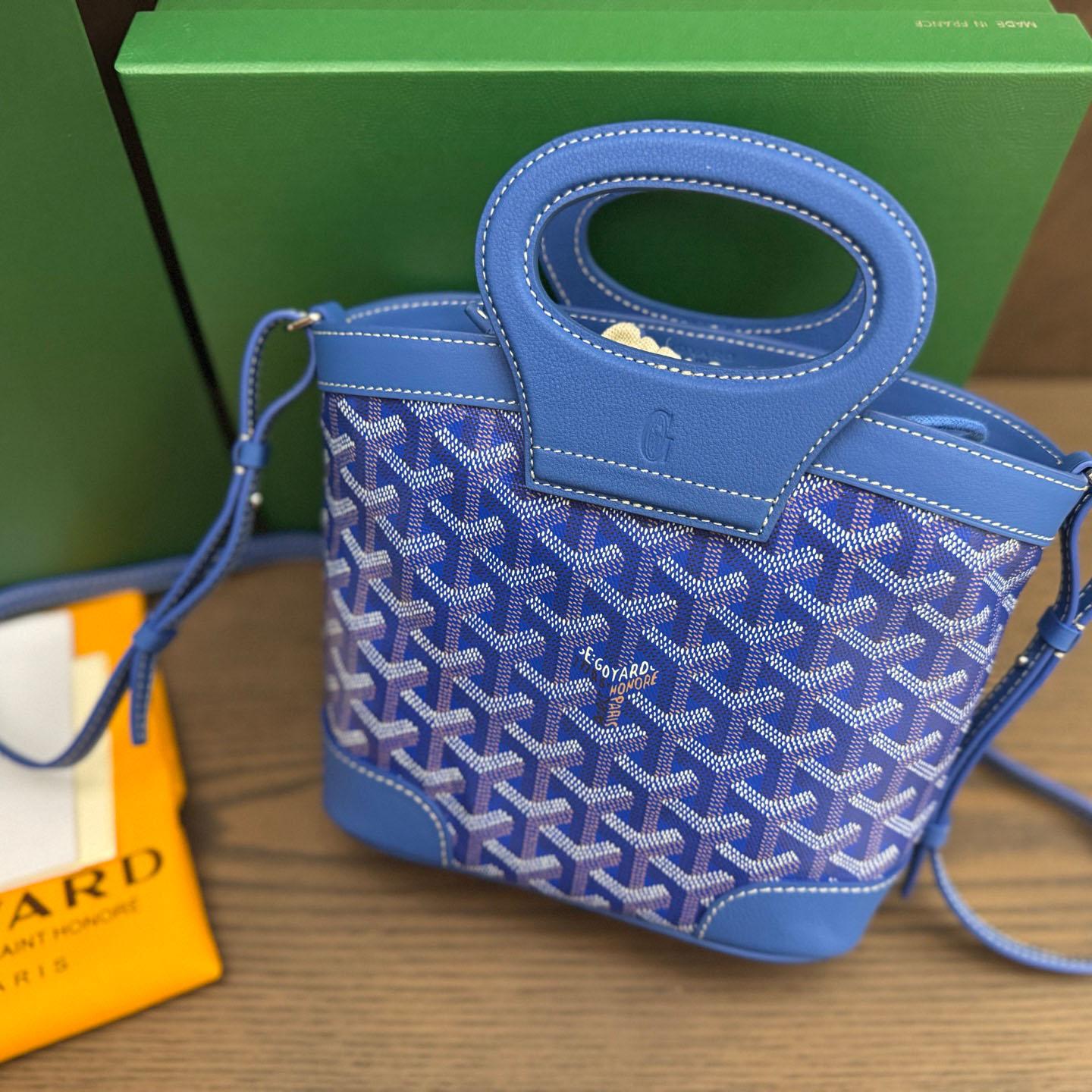 Goyard Beluga Mini Bag - FashionPlug