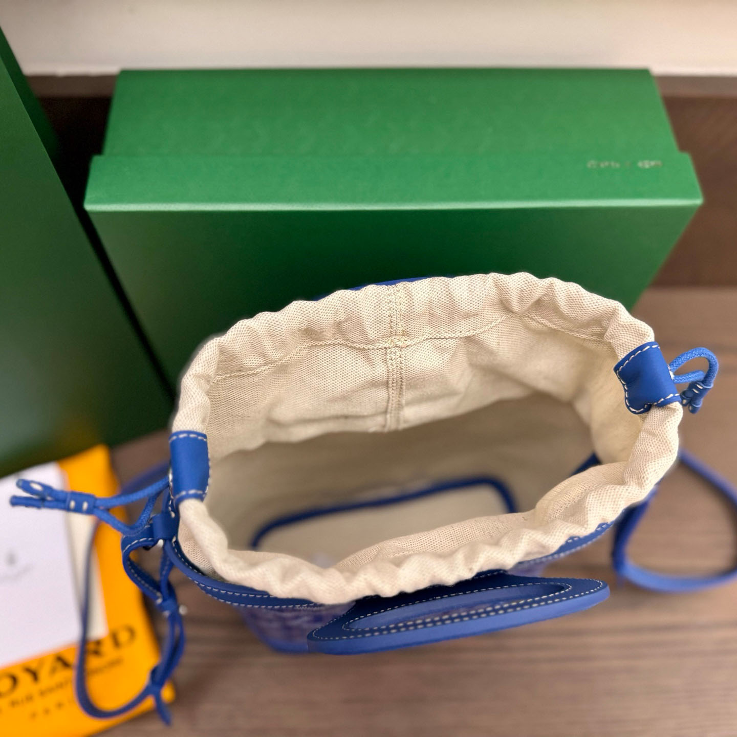 Goyard Beluga Mini Bag - FashionPlug