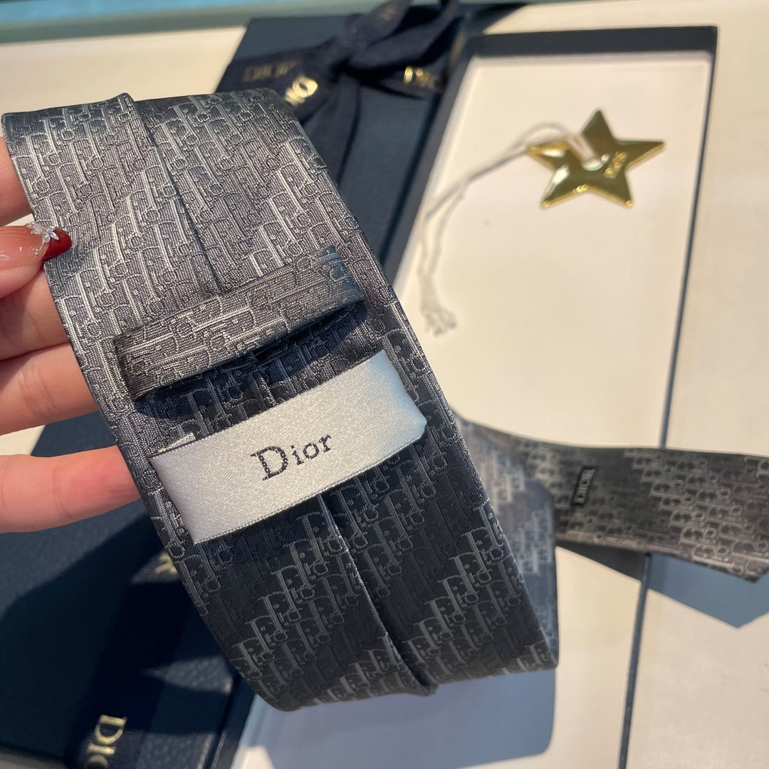Dior Oblique Trio Tie - FashionPlug