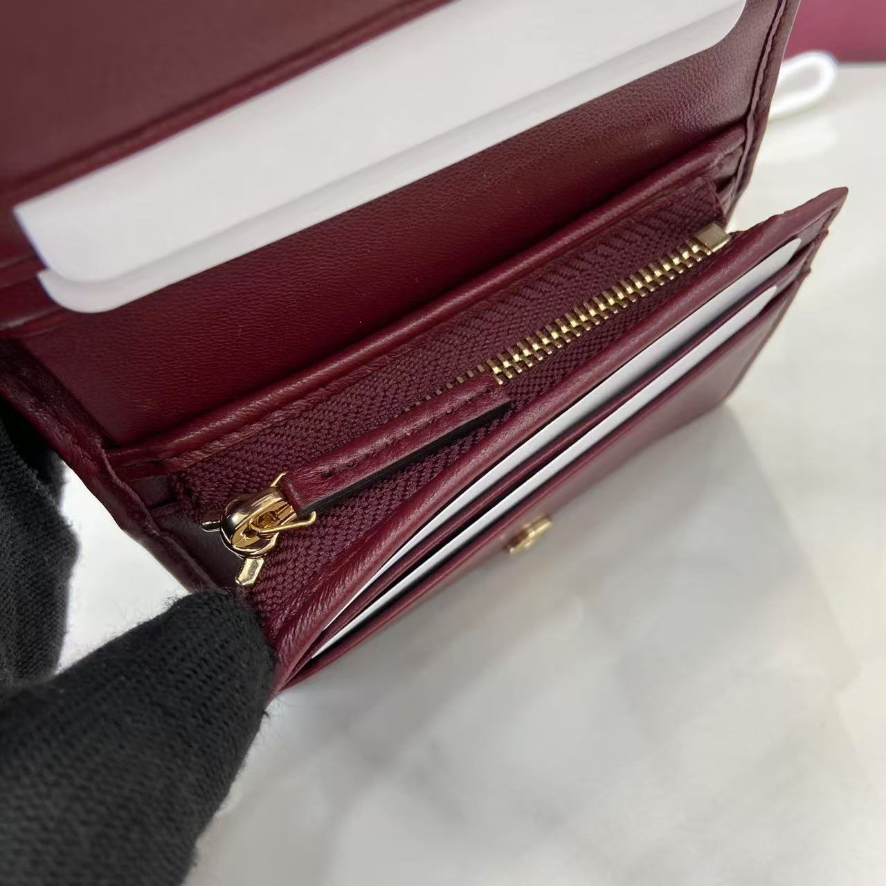 Gucci GG Marmont Card Case Wallet 466492 - FashionPlug