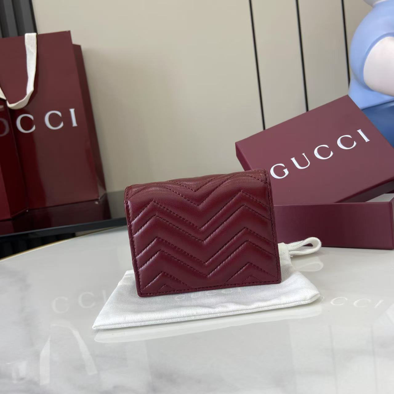 Gucci GG Marmont Card Case Wallet 466492 - FashionPlug
