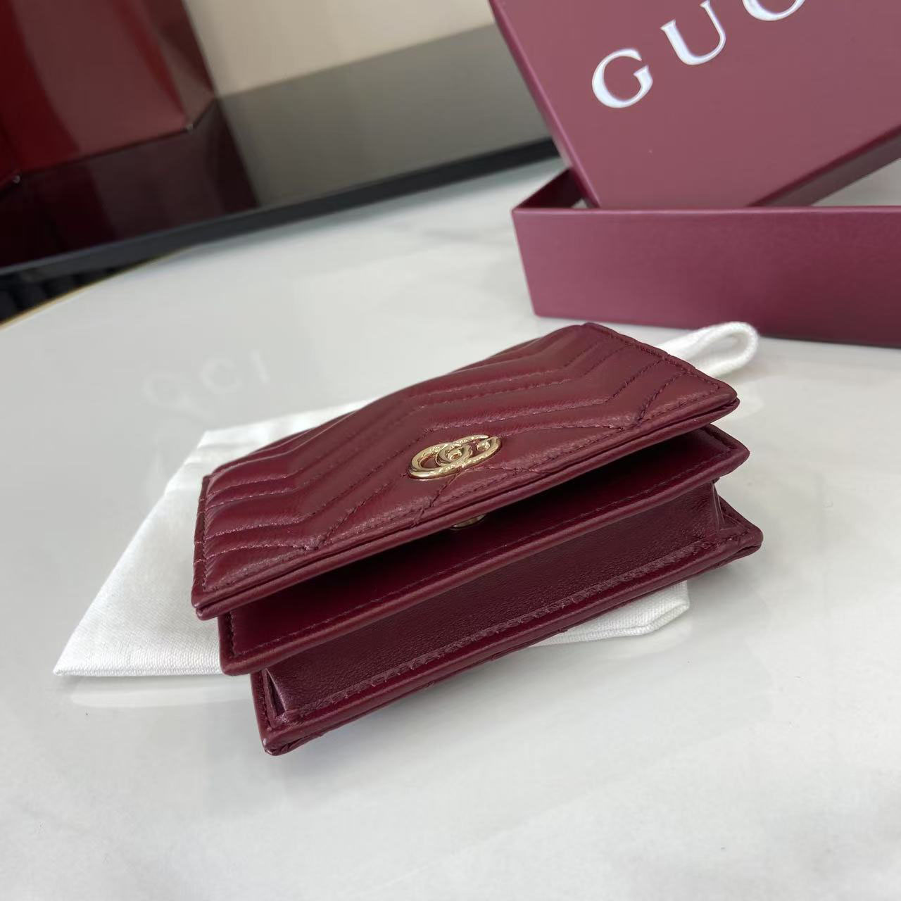 Gucci GG Marmont Card Case Wallet 466492 - FashionPlug