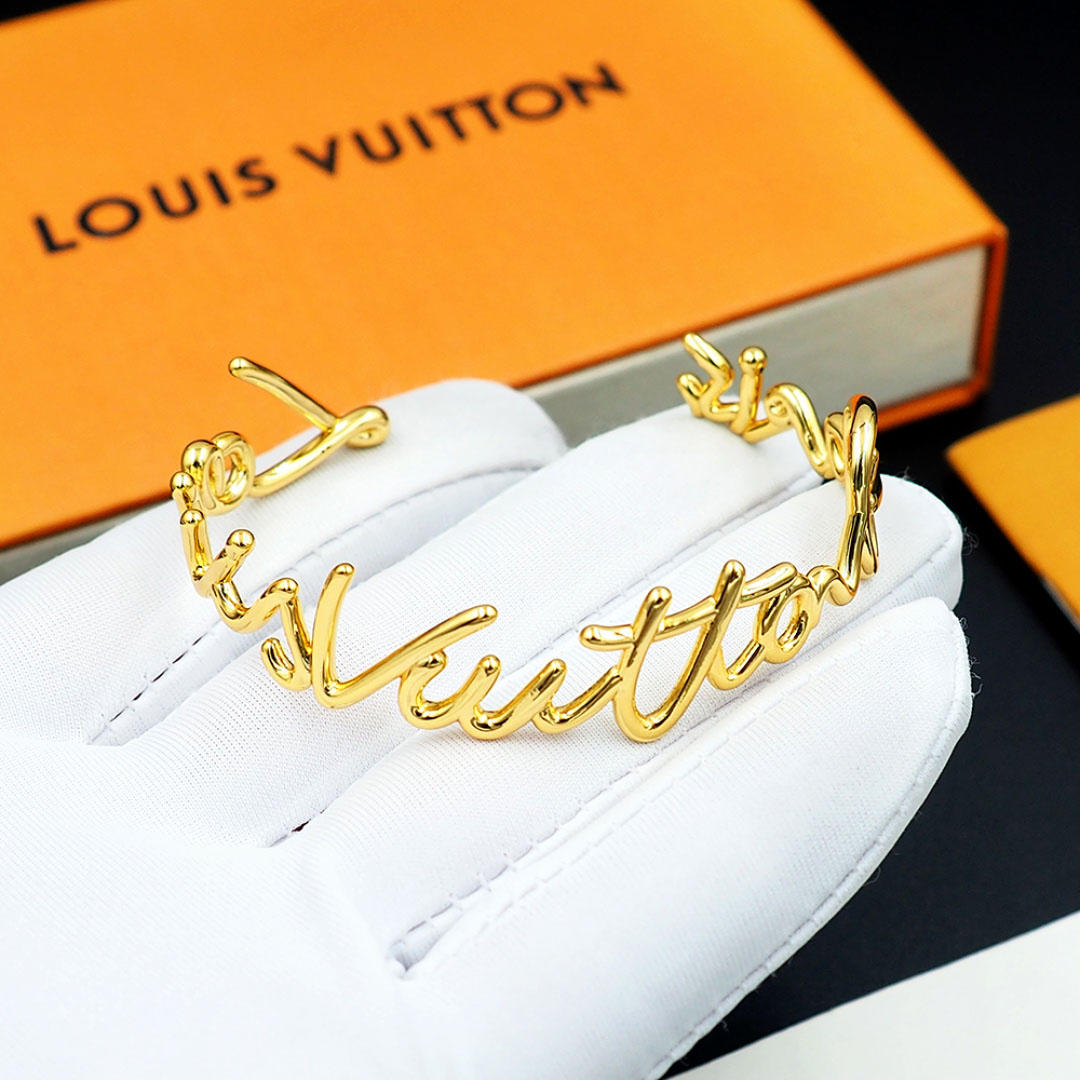 Louis Vuitton LV Script Bracelet M1812M - FashionPlug