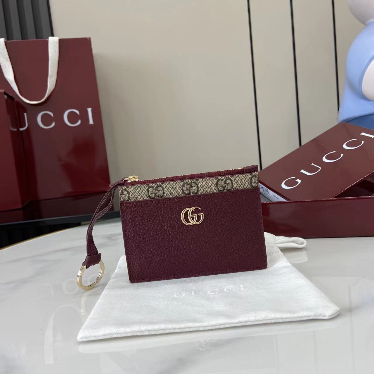 Gucci Bi-color GG Marmont Zip Key Pouch - FashionPlug