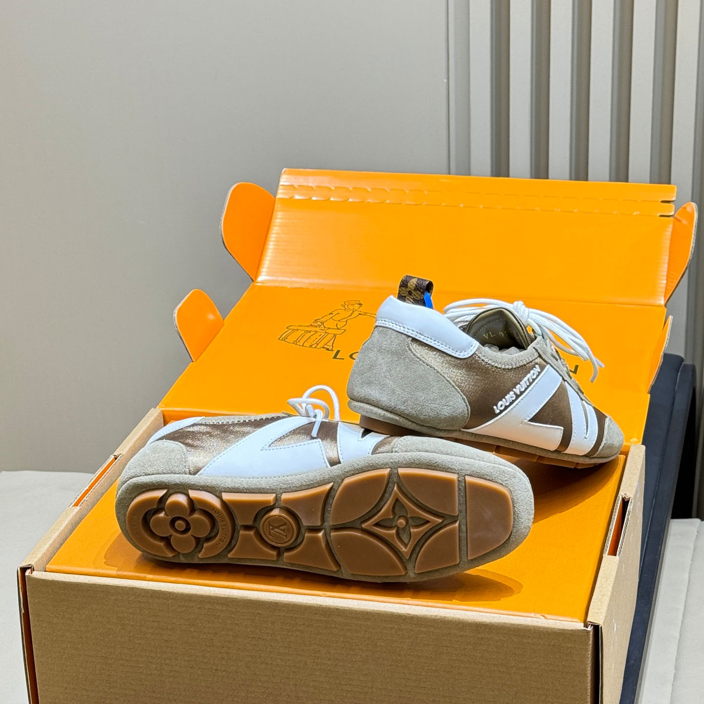 Louis Vuitton LV Sneakerina 1AJJXW - FashionPlug