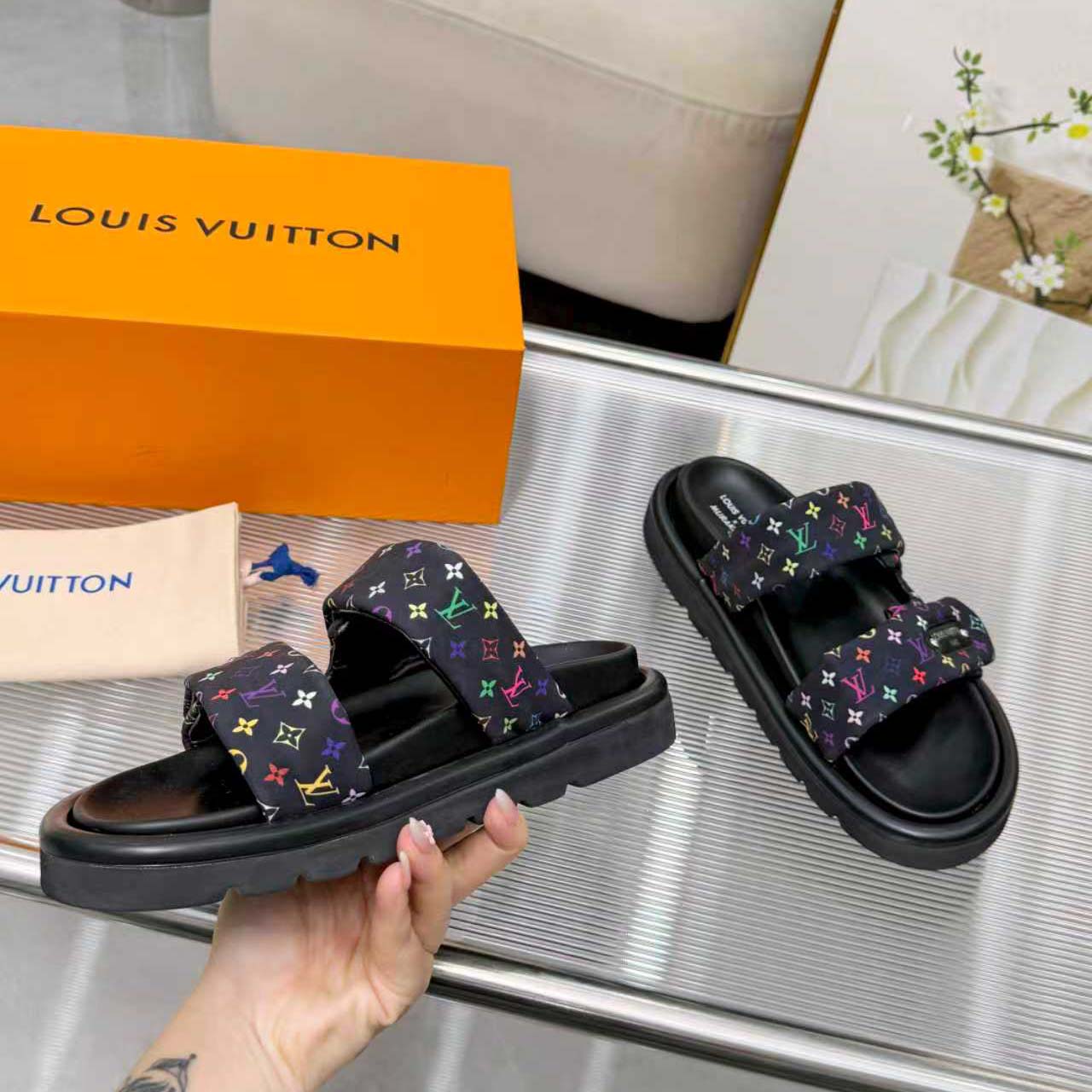 Louis Vuitton LV x TM Pool Pillow Comfort Mule   1AJLGU - FashionPlug