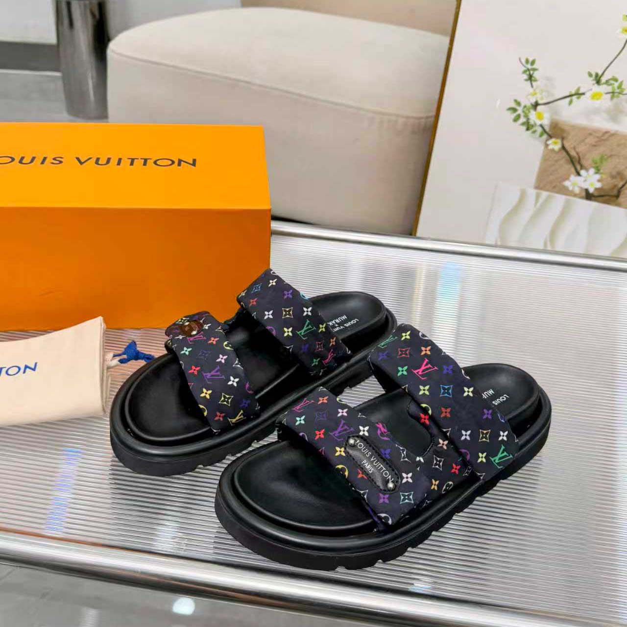 Louis Vuitton LV x TM Pool Pillow Comfort Mule   1AJLGU - FashionPlug