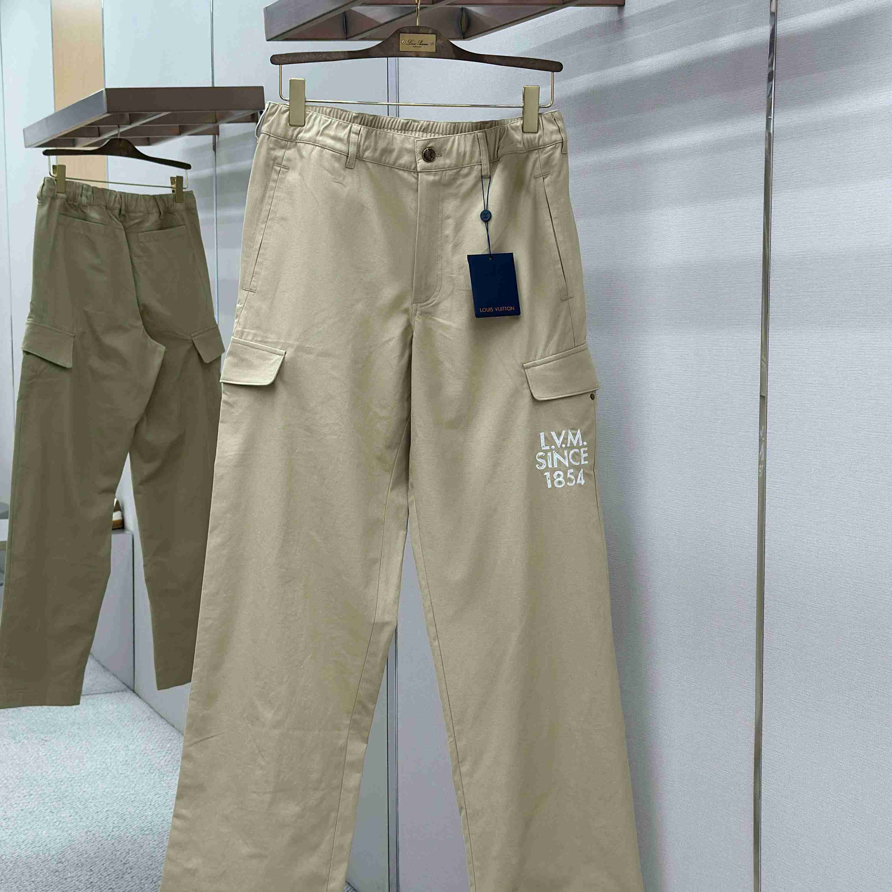 Louis Vuitton Embroidered Cotton Cargo Pants 1AJTZR - FashionPlug