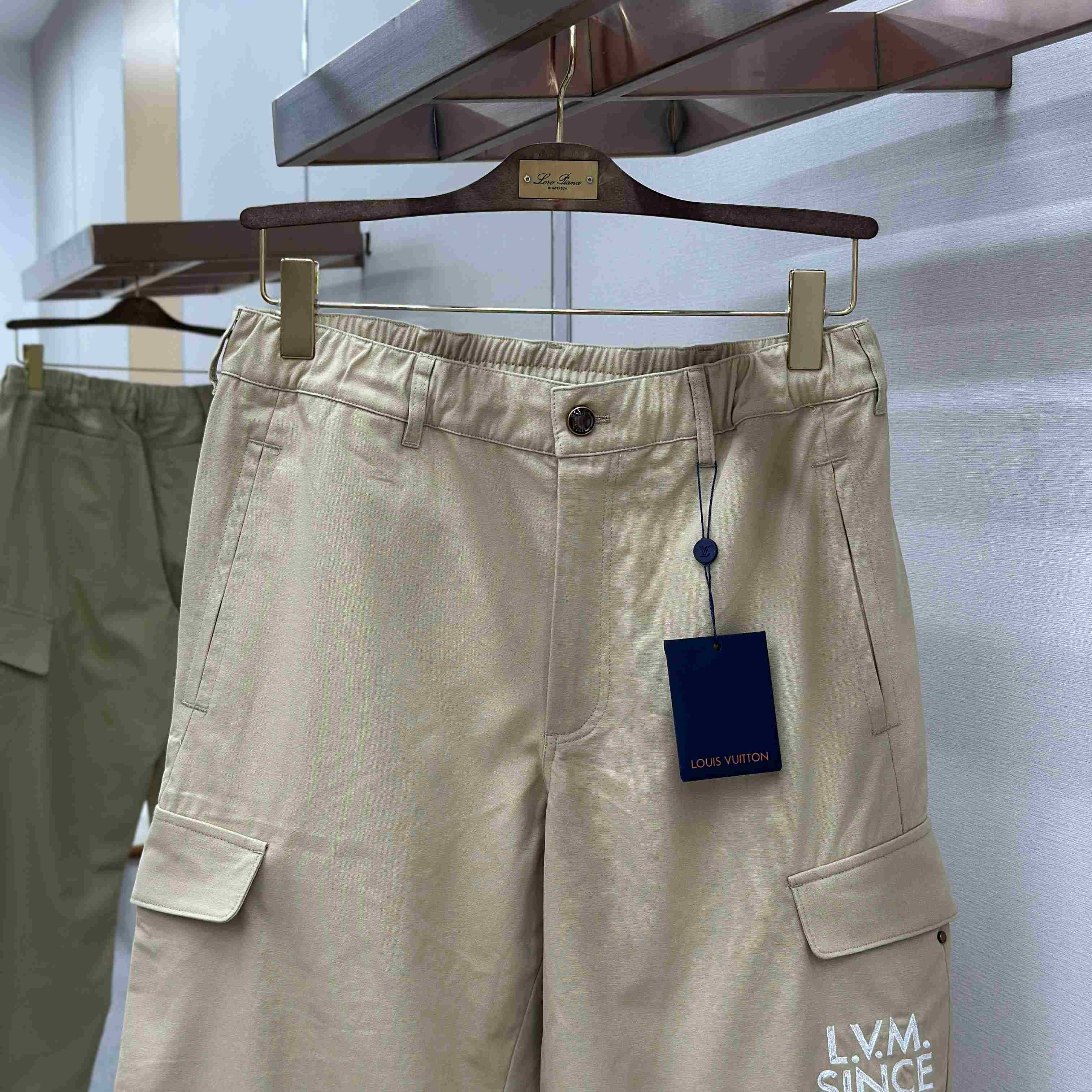 Louis Vuitton Embroidered Cotton Cargo Pants 1AJTZR - FashionPlug