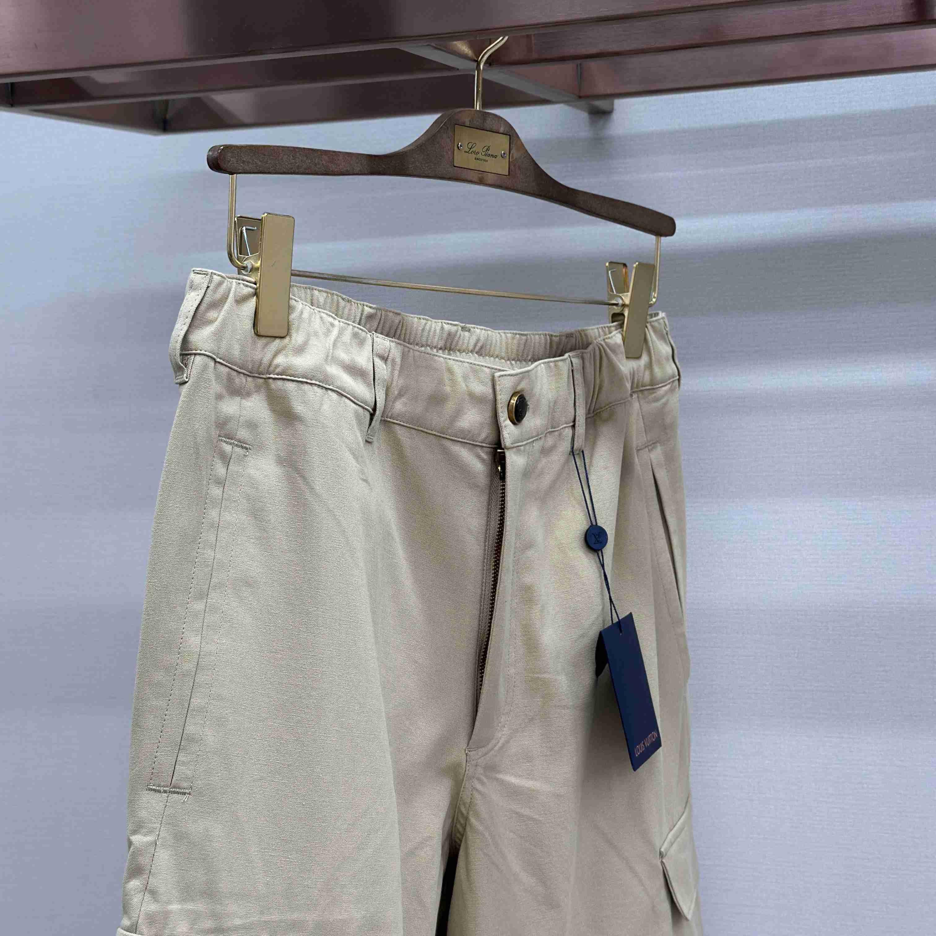 Louis Vuitton Embroidered Cotton Cargo Pants 1AJTZR - FashionPlug