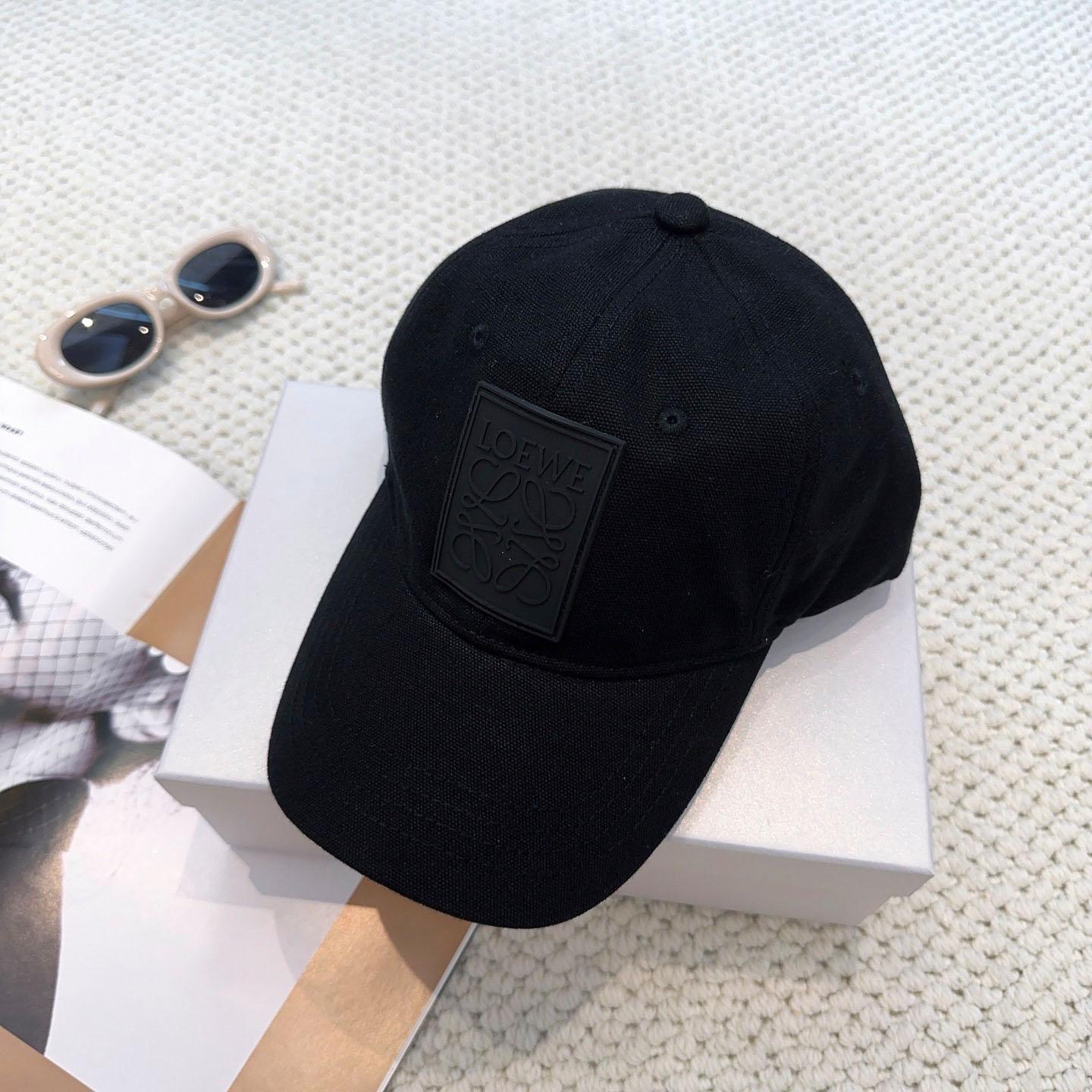 Loewe Patch Cap In Canvas - FashionPlug