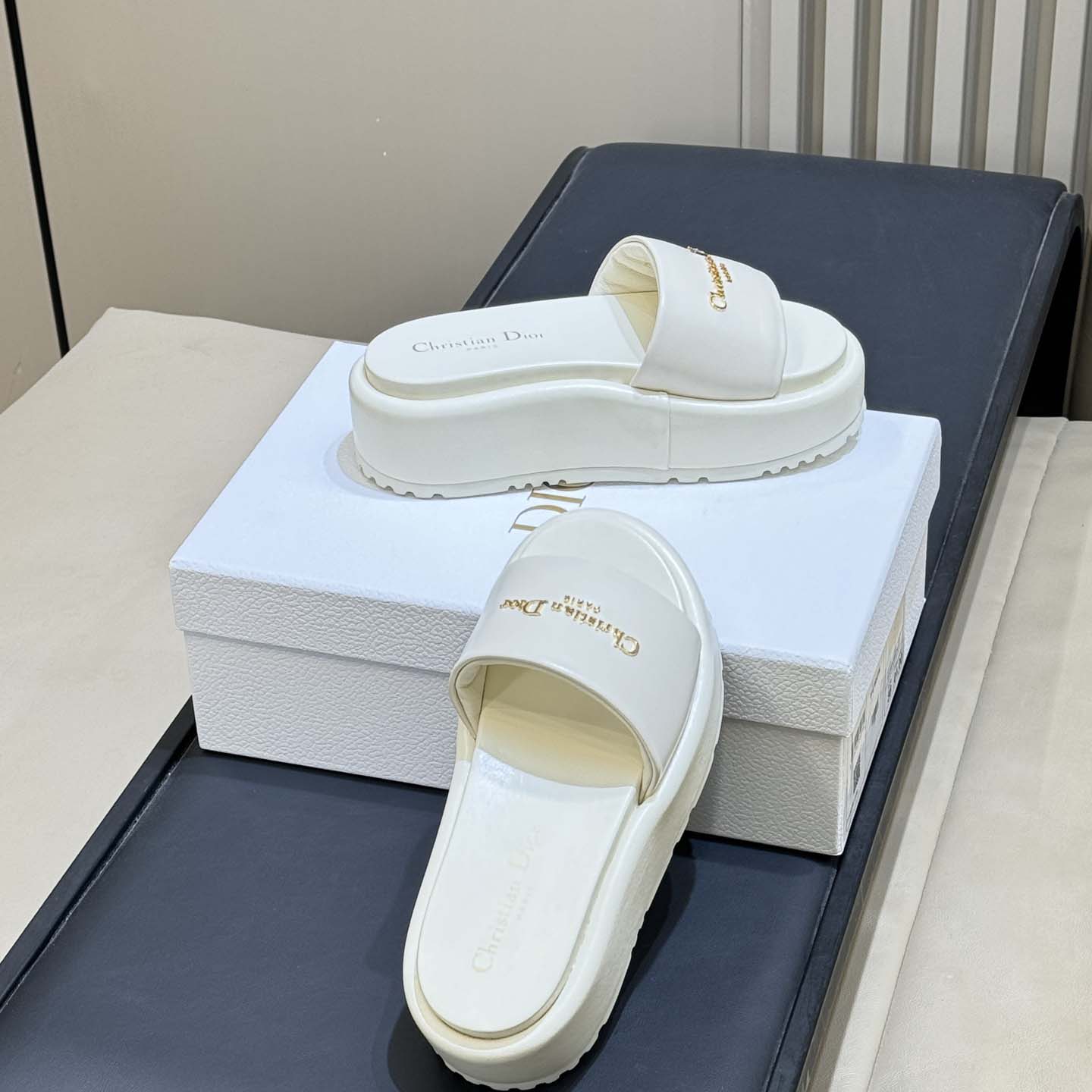 Dior D-Lane Platform Slide - FashionPlug