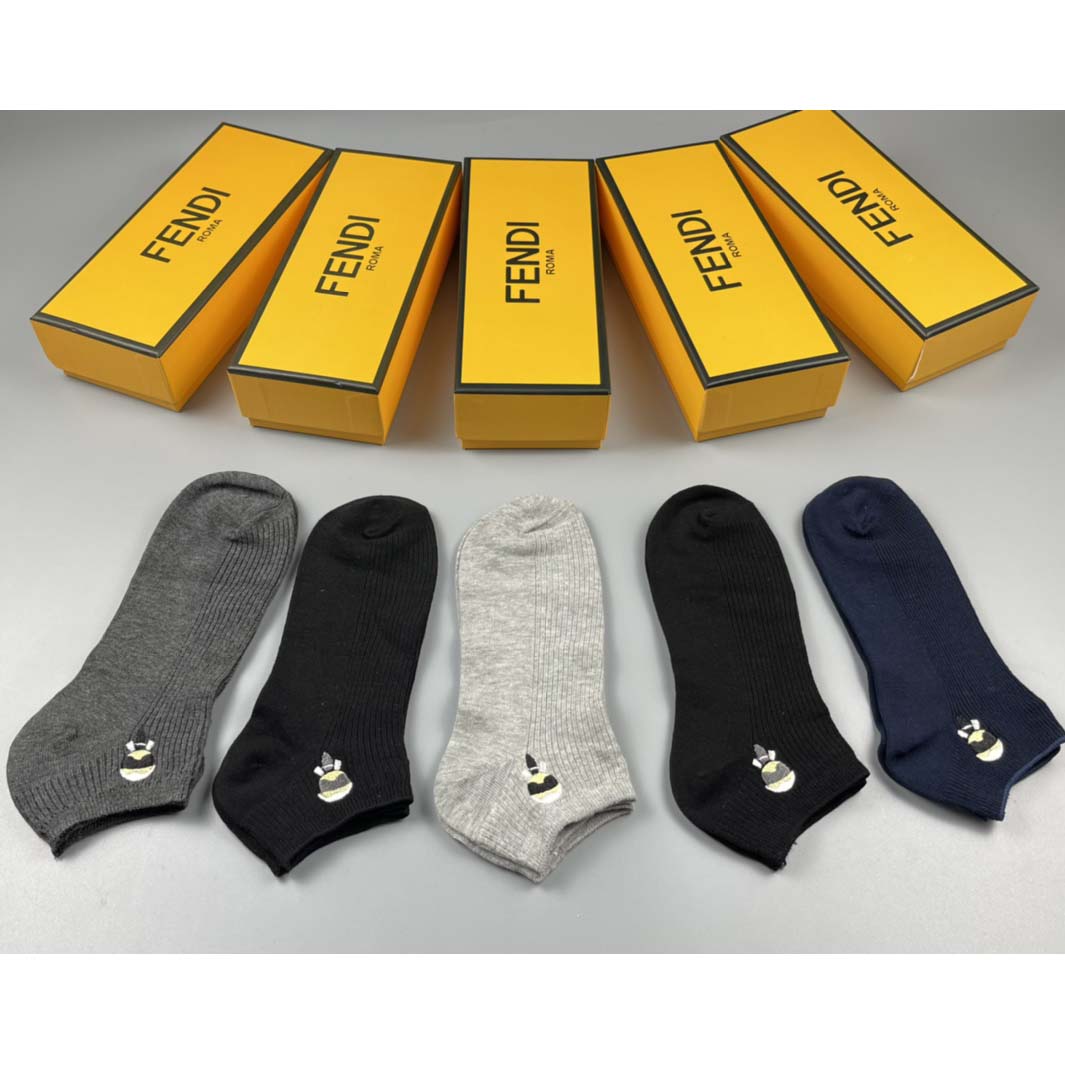Fendi Socks /Box - FashionPlug