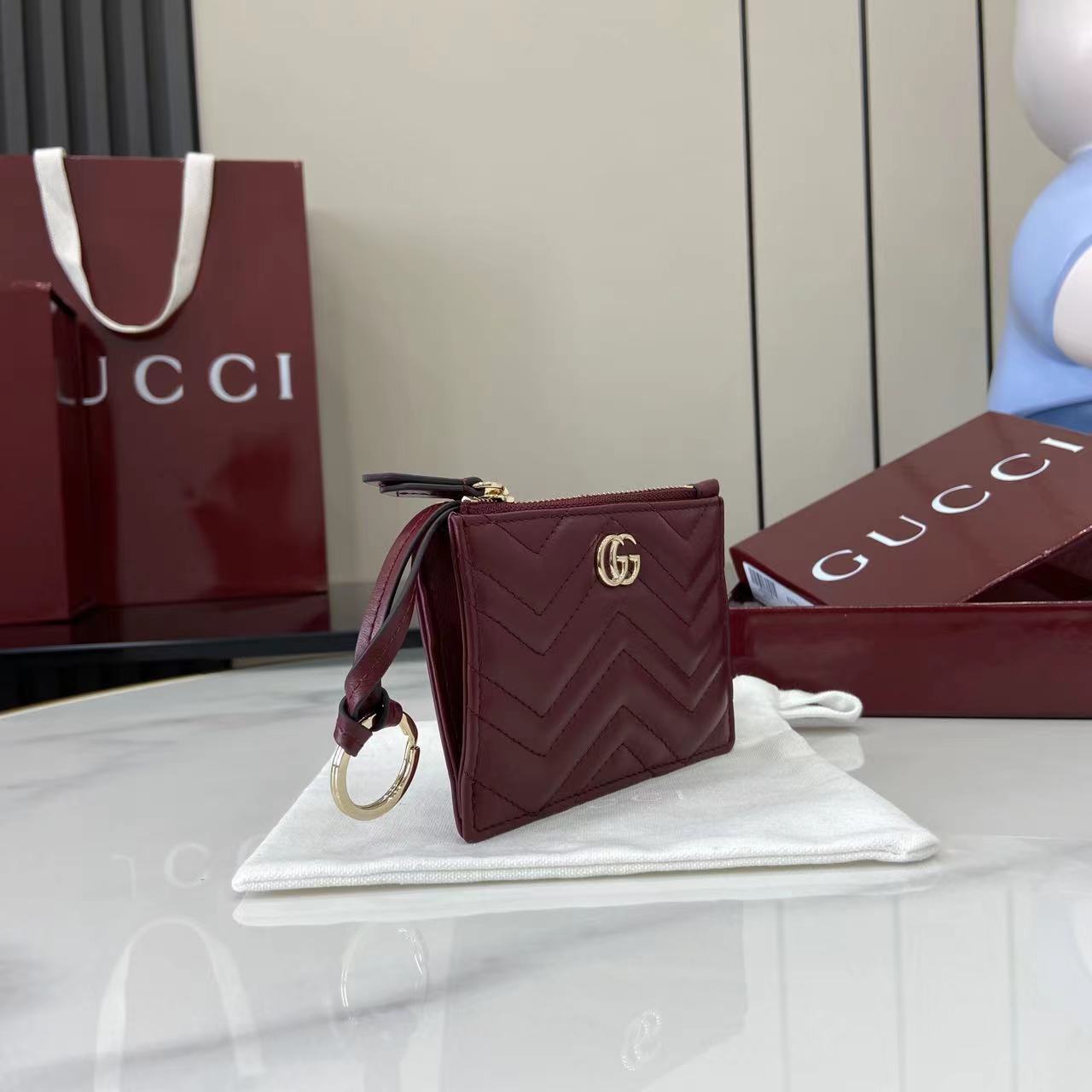 Gucci GG Marmont Zip Key Pouch - FashionPlug