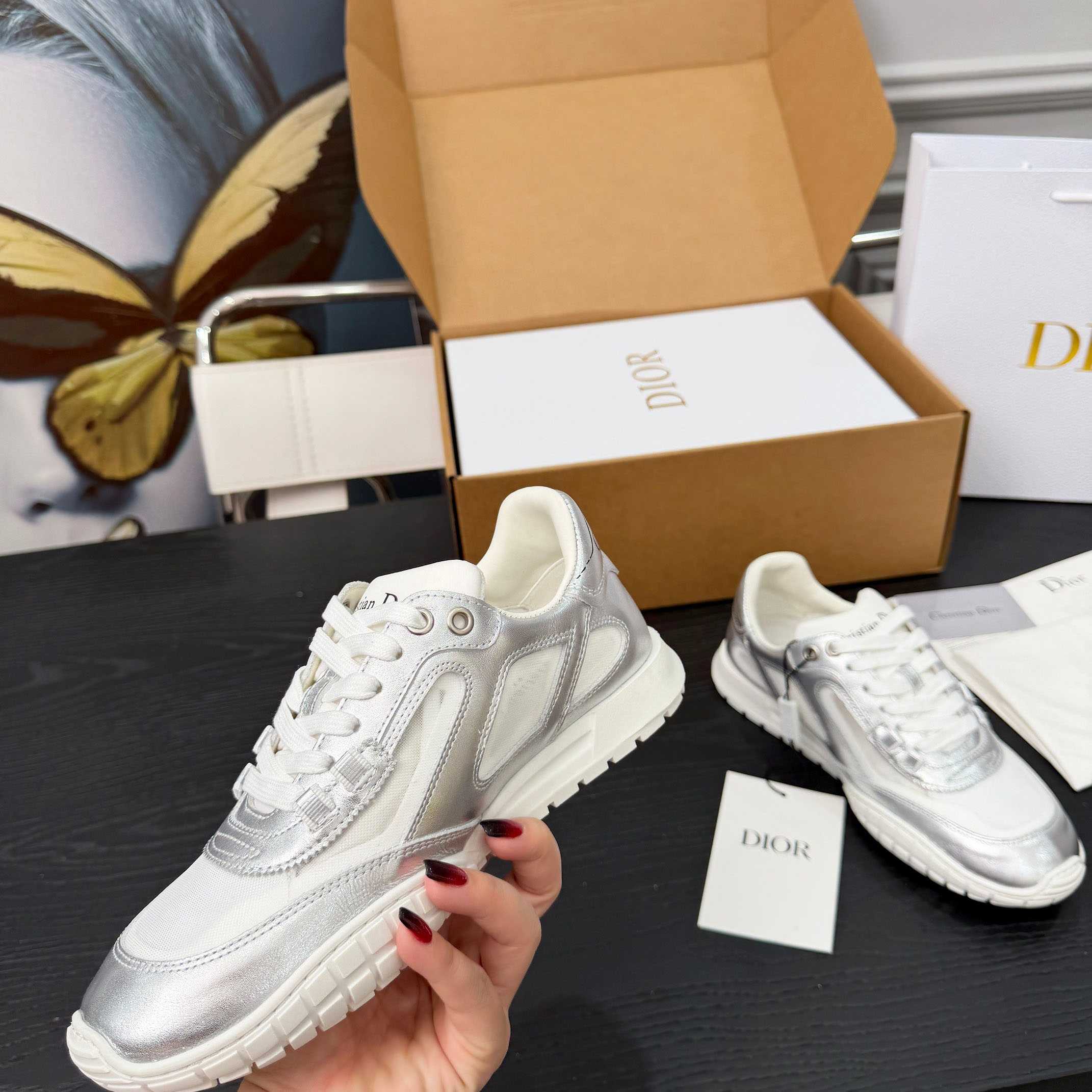 Dior Tech Sneaker - FashionPlug