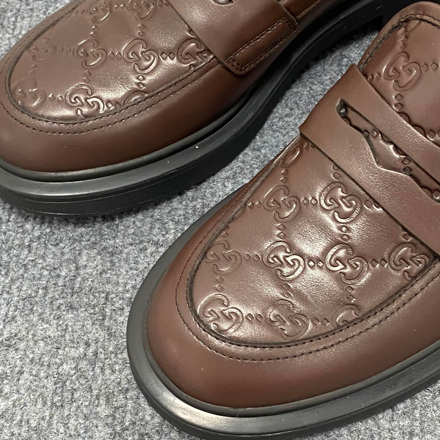 Gucci  Enki GG Leather Platform Loafers - FashionPlug
