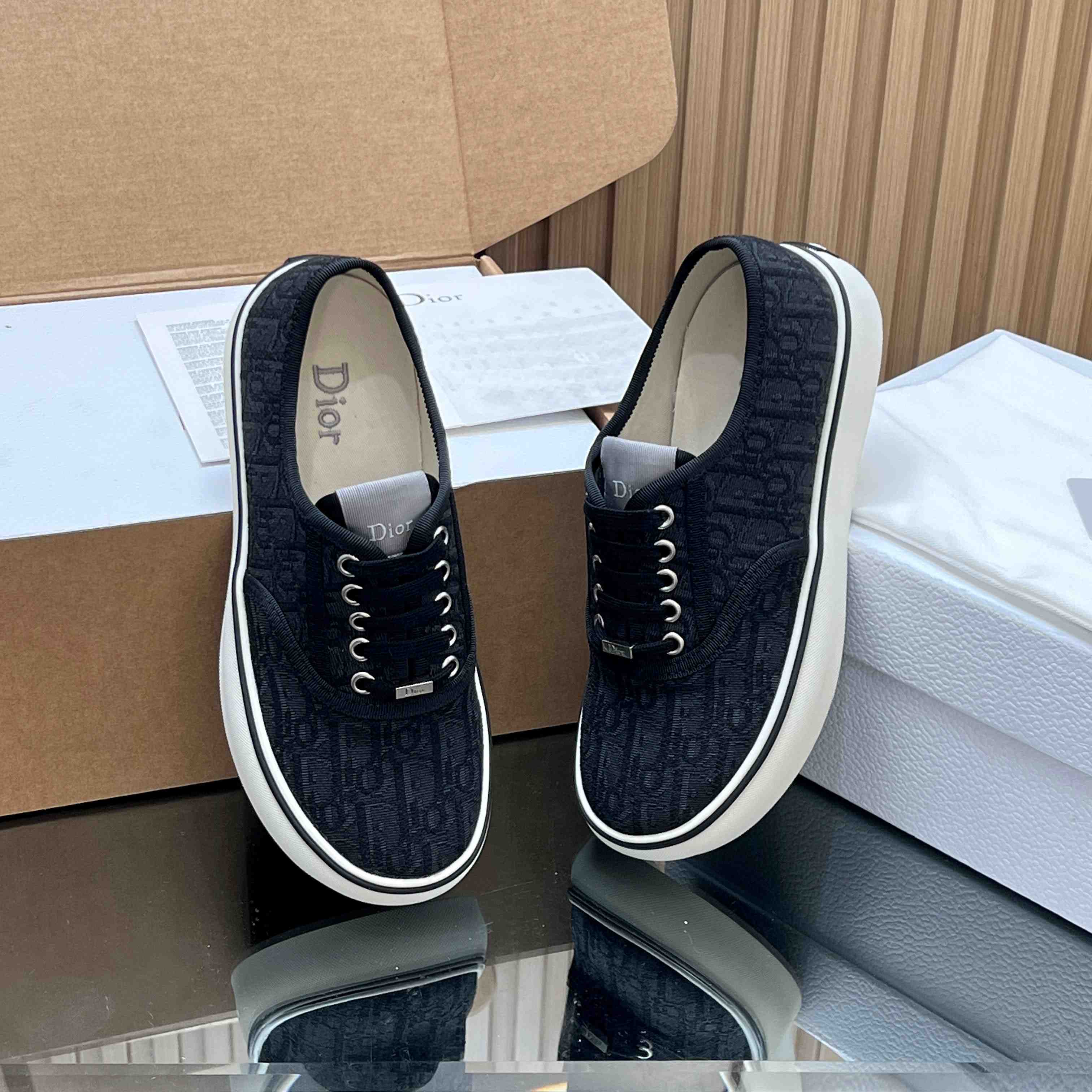 Dior Saltwind Sneaker - FashionPlug