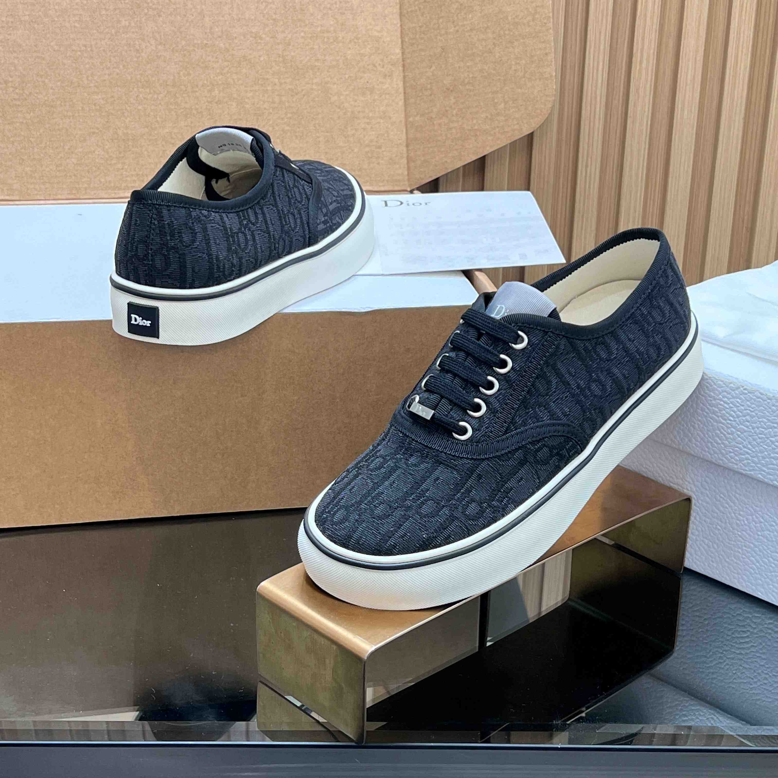 Dior Saltwind Sneaker - FashionPlug