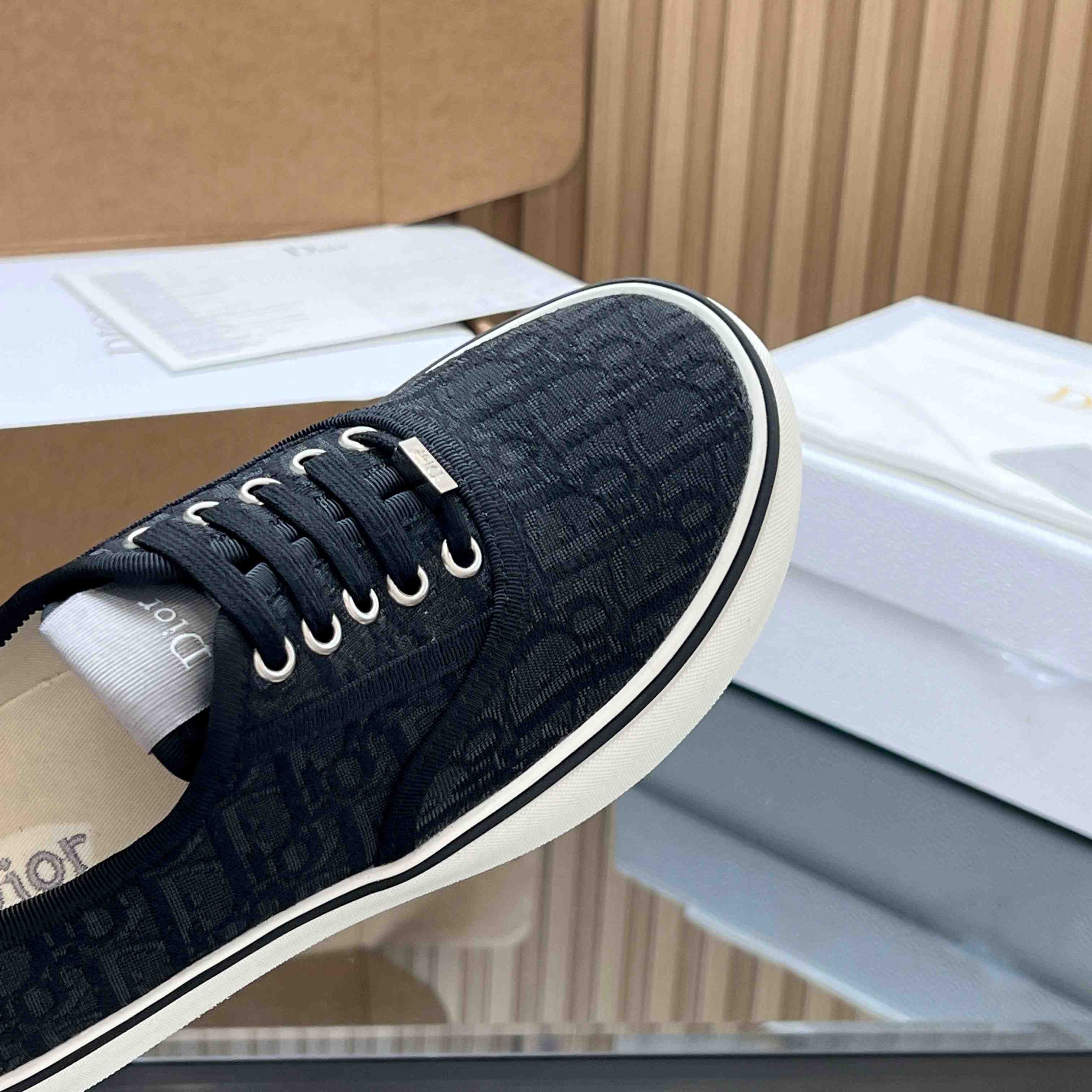 Dior Saltwind Sneaker - FashionPlug