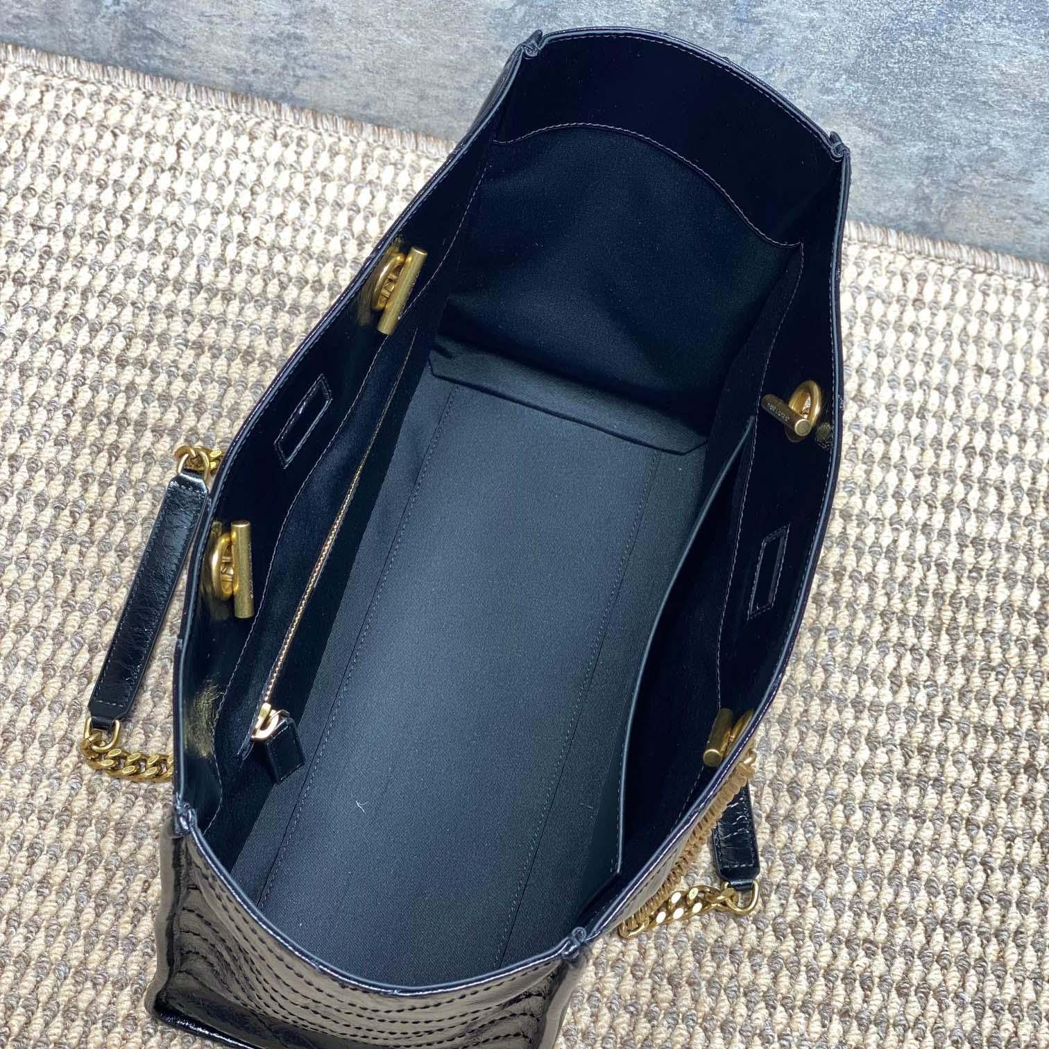 Saint Laurent Nini Shopping In Vintage Leather - FashionPlug