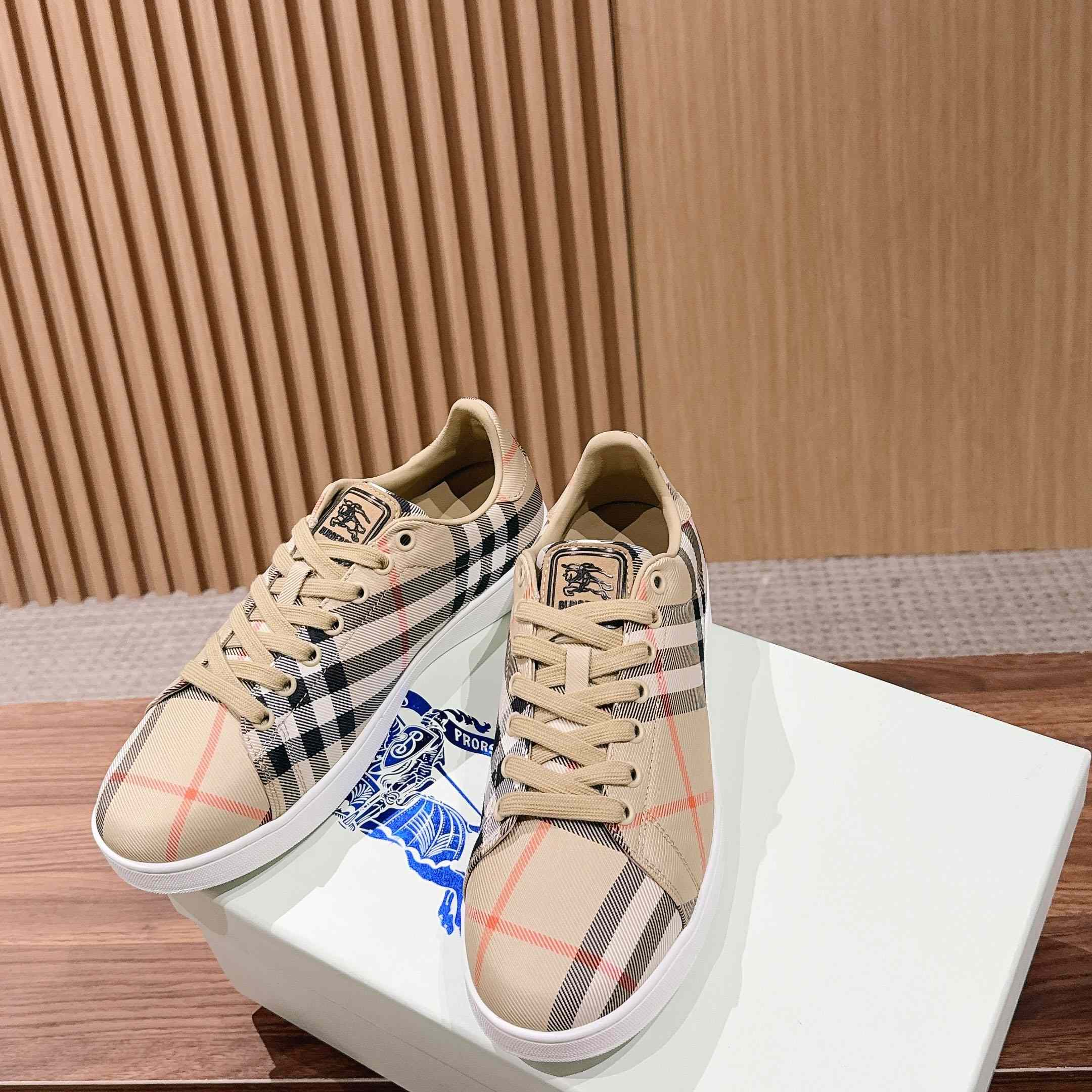 Burberry Check Set Sneakers - FashionPlug