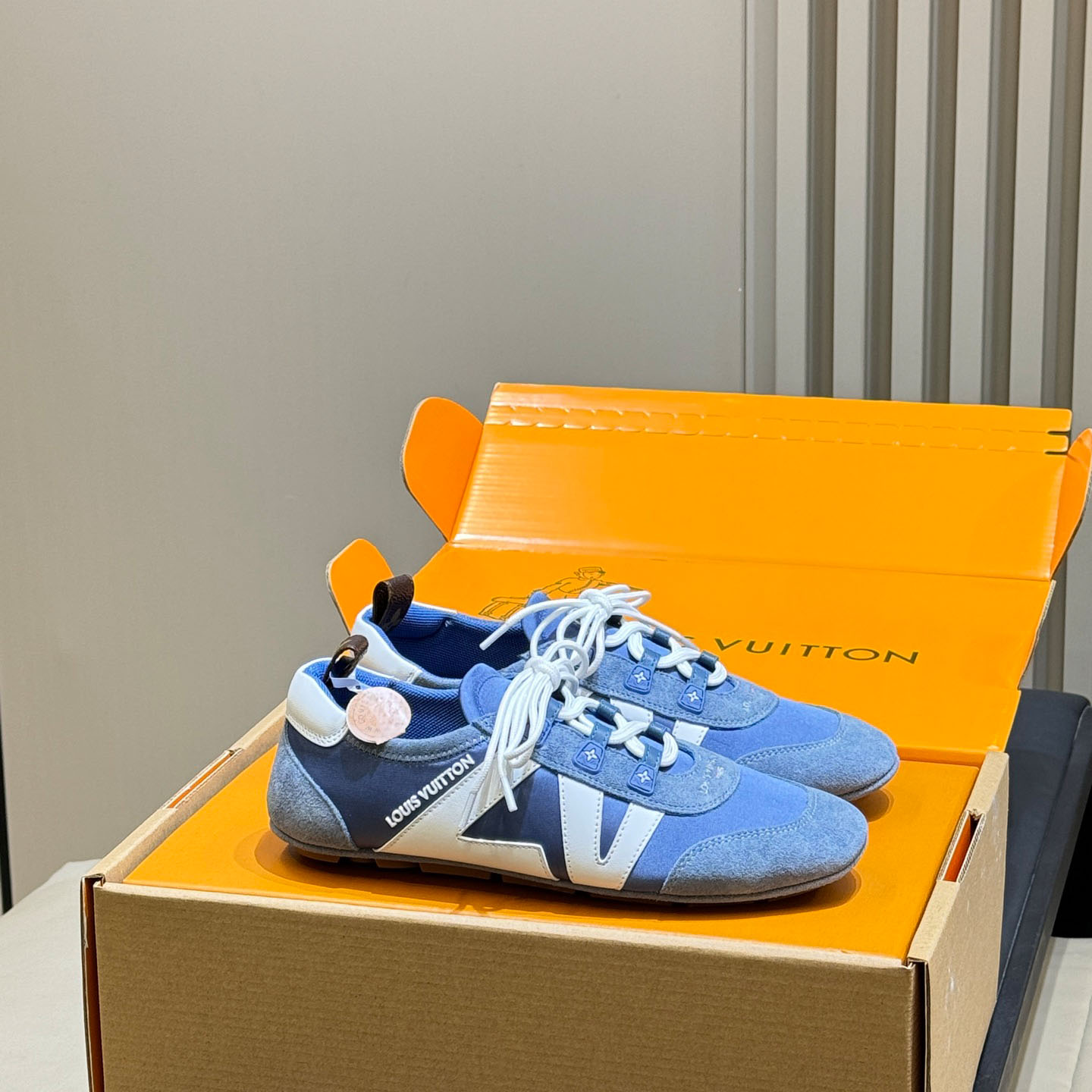 Louis Vuitton LV Sneakerina 1AJJW3 - FashionPlug