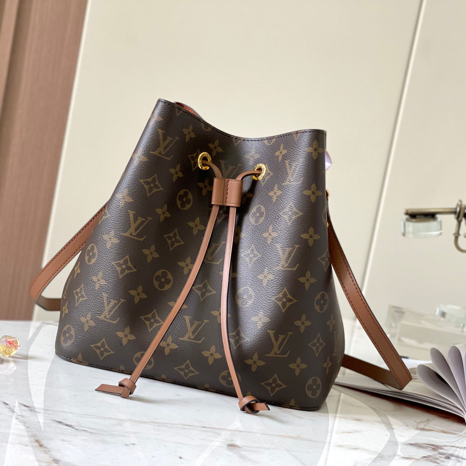 Louis Vuitton NéoNoé MM M44887 - FashionPlug
