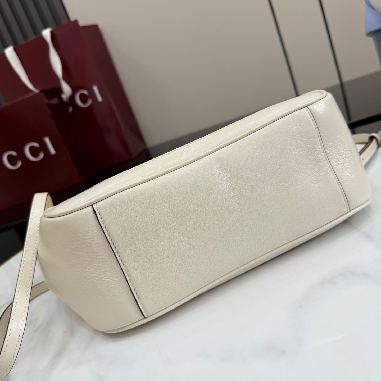 Gucci Mercato Small Tote Bag 866646 - FashionPlug